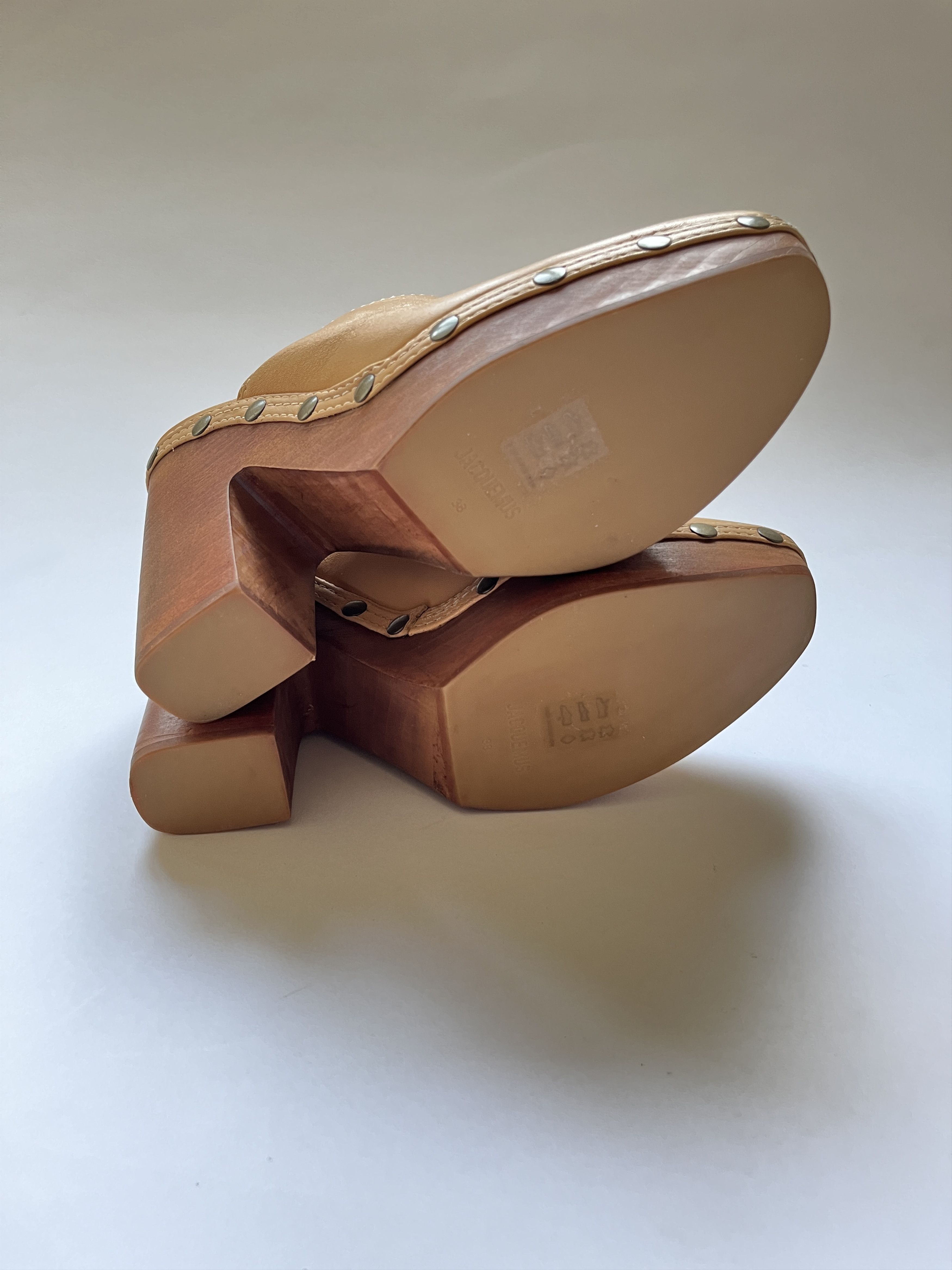 Jacquemus ⚡️QUICK SALE⚡️Jacquemus Beige Les Sabots Leather Clogs Size US 7 / IT 37 - 6 Thumbnail