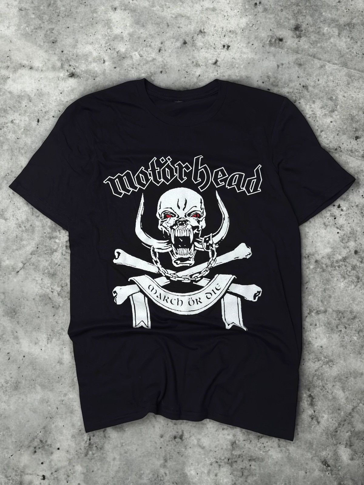 Band Tees Vintage black motorhead tee band metal rock swag 00s 90s sk8 Size US S / EU 44-46 / 1 - 1 Thumbnail