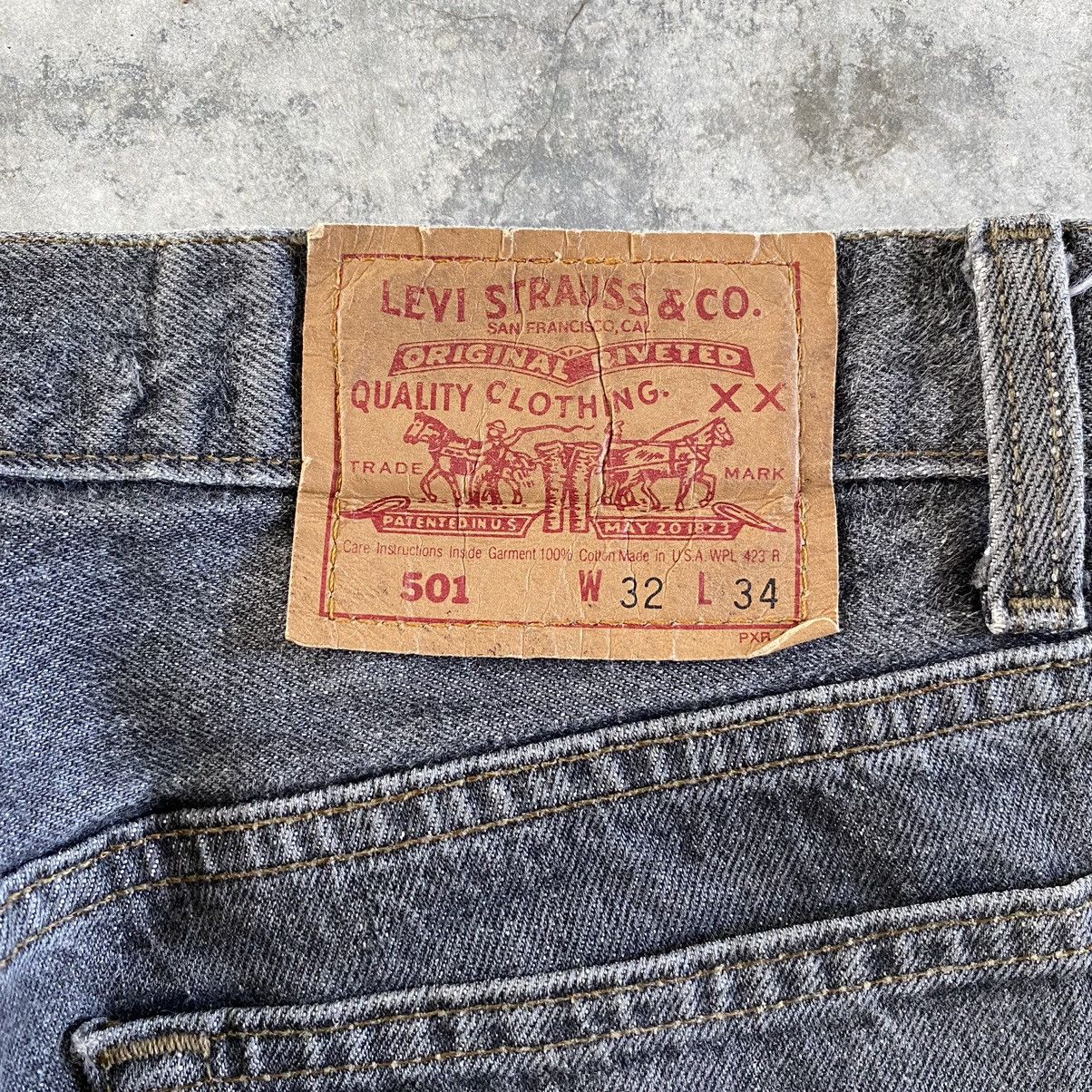 Levi's Vintage 1993 Levi’s 501 Ash Grey Denim Jeans Size US 30 / EU 46 - 19 Thumbnail