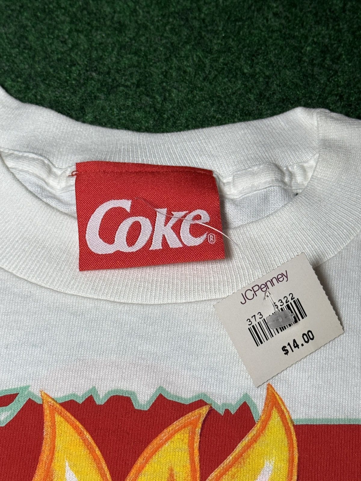 Coca Cola Coca Cola Coke Vintage 90s NWT Youth Large 16x25 T Shirt Size XS / US 0-2 / IT 36-38 - 4 Thumbnail