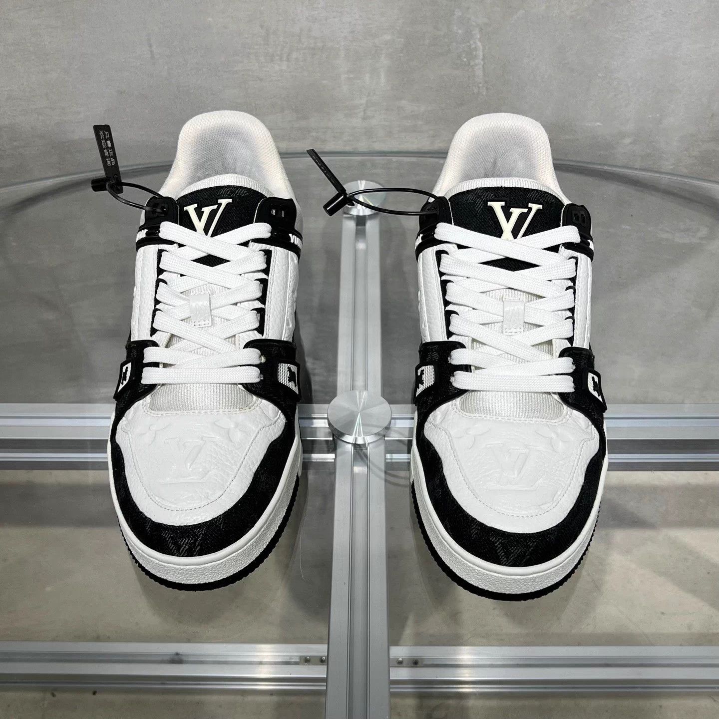 Louis Vuitton LV Trainer black white denim UK6.5 40.5 Size US 7.5 / EU 40-41 - 1 Thumbnail