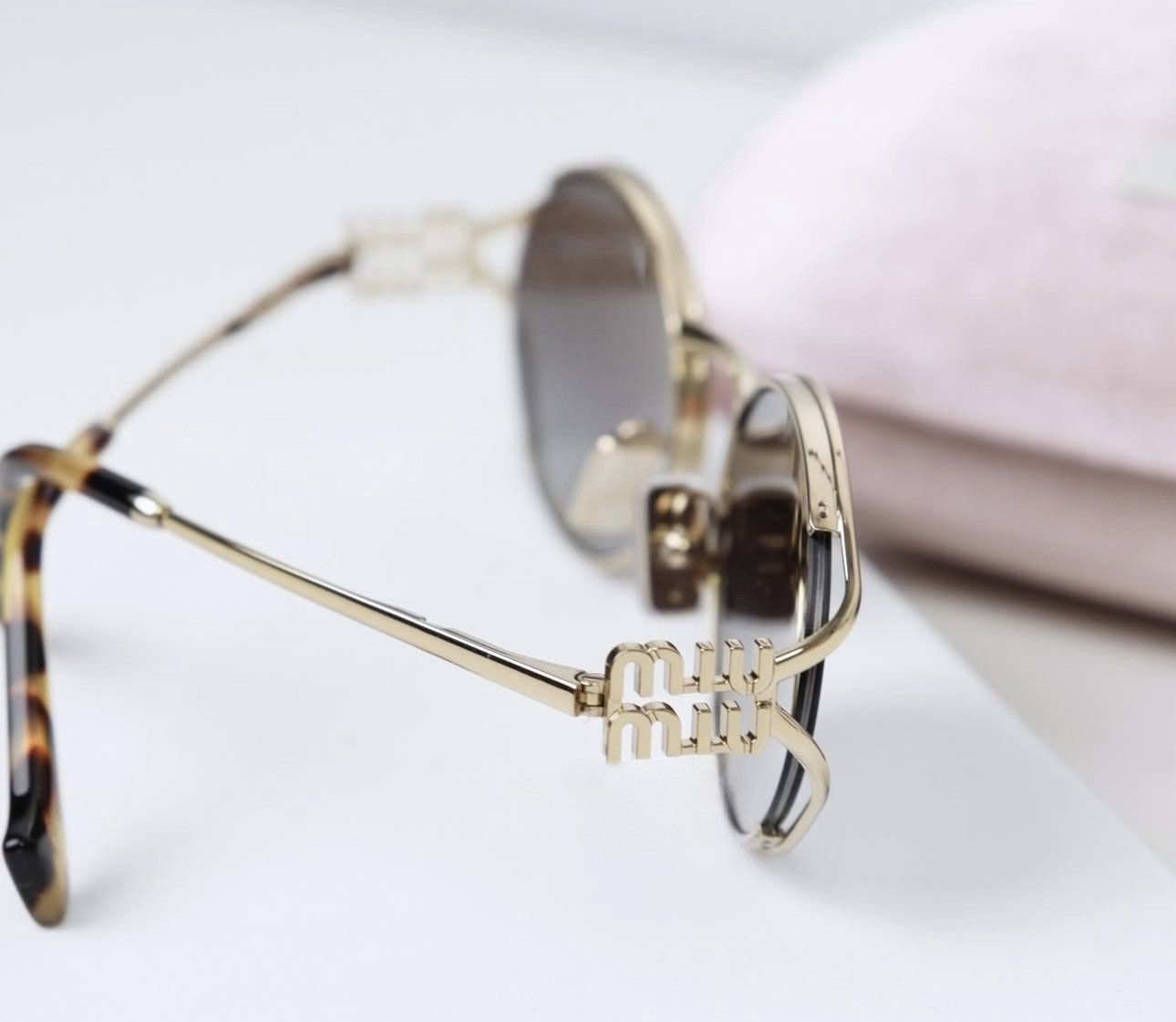 Miu Miu × Vintage NEW Miu Miu sunglasses SMU 52YS ZVN-5D1 Size ONE SIZE - 4 Thumbnail
