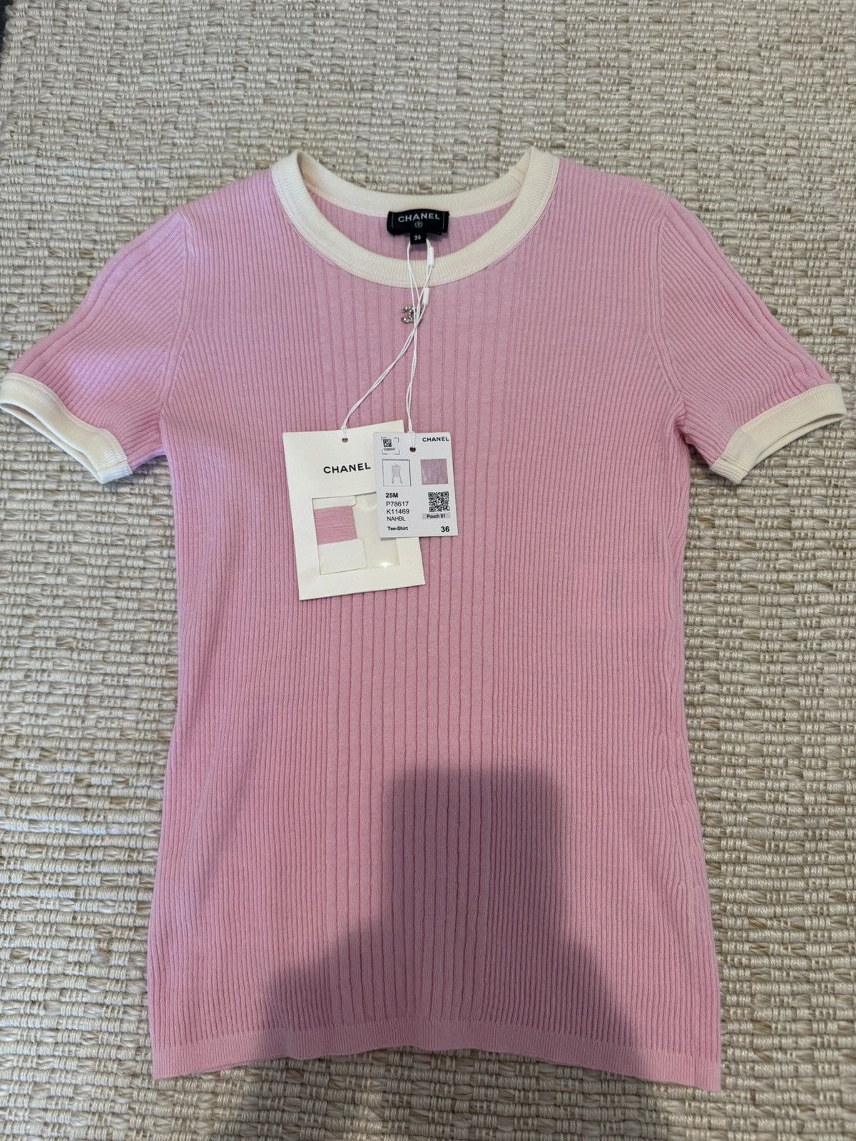 Chanel Chanel 25 T-shirt size 36 Size XS / US 0-2 / IT 36-38 - 2 Thumbnail
