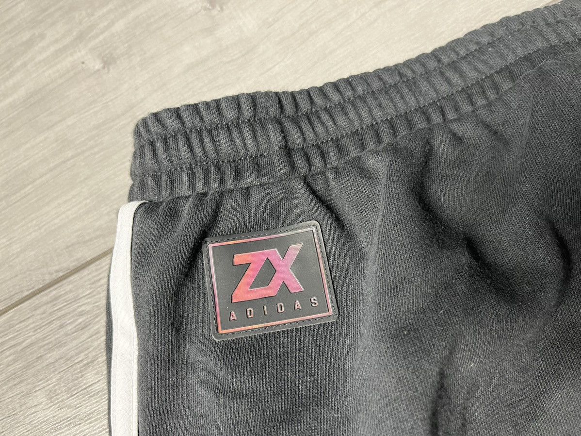 Adidas Adidas zx shorts sweatshorts size Large Size US 34 / EU 50 - 5 Thumbnail