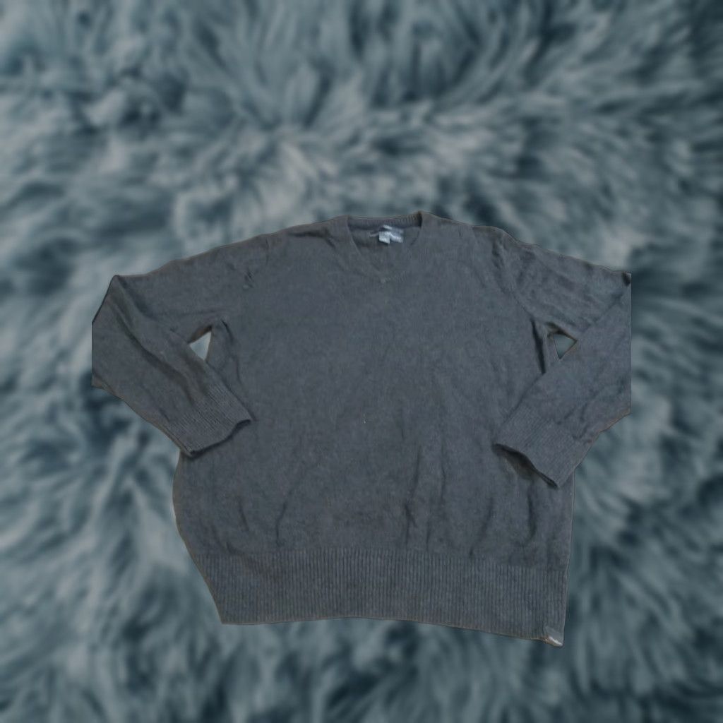 Eddie Bauer Eddie Bauer Mens M Gray Cotton Cashmere V-Neck Sweater Pullover Size US M / EU 48-50 / 2 - 1 Thumbnail