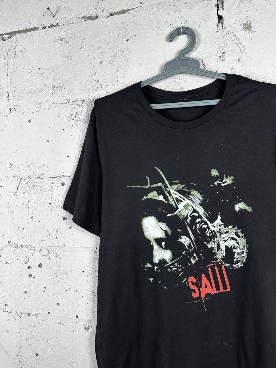 Vintage Saw vintage t shirt size XL Horror Movie Size US XL / EU 56 / 4 - 3 Thumbnail