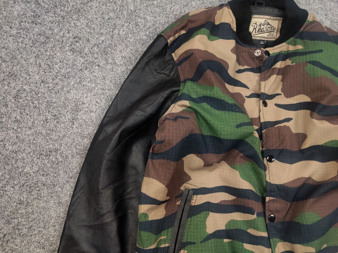 Reason Vintage Reason Varsity Camo Bomber Jacket kanye west Style Size US L / EU 52-54 / 3 - 6 Thumbnail