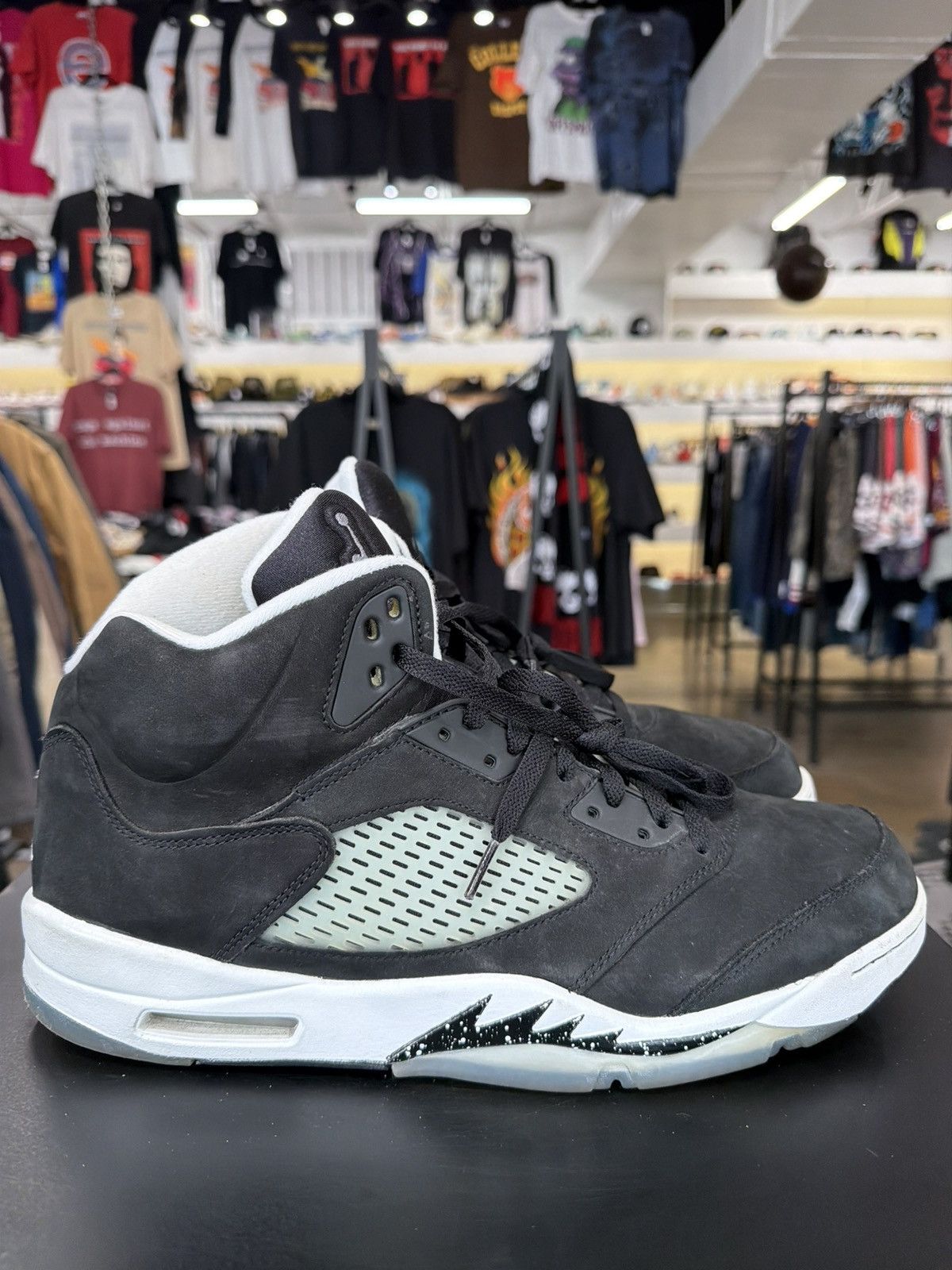 Jordan Brand Air Jordan 5 Moonlight Size 13 (2021) Size US 13 / EU 46 - 6 Thumbnail