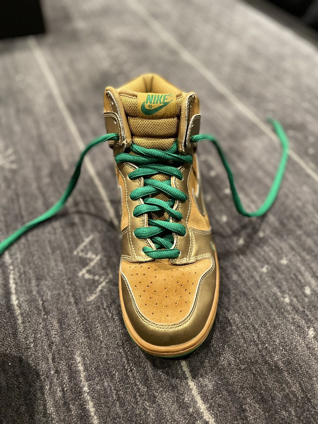 Nike Nike Dunk High Pro SB 'Lucky' Size US 8 / EU 41 - 11 Thumbnail