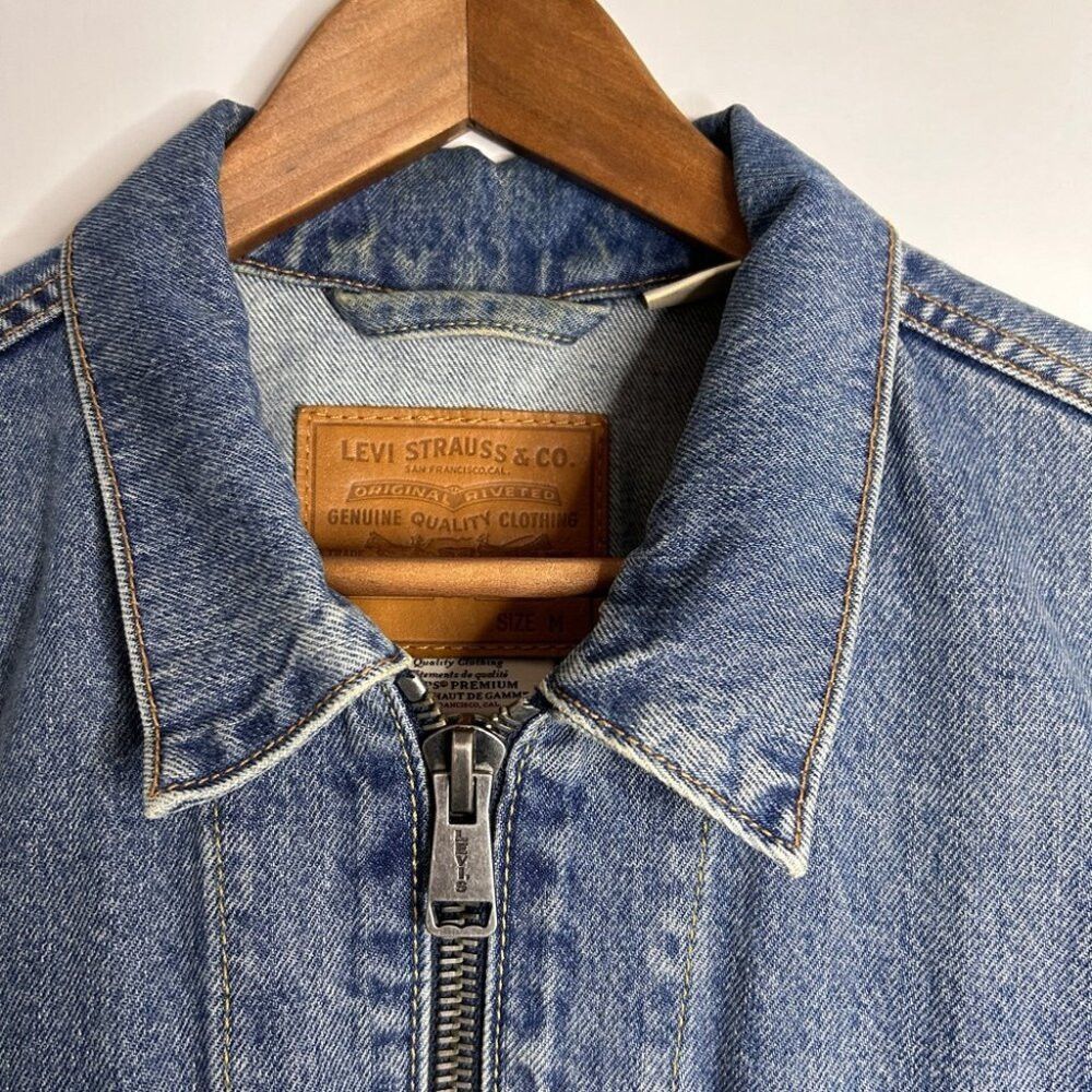 Levi's Men’s Blue Levi’s Denim Jean Jacket with Zipper Size Medium Size US L / EU 52-54 / 3 - 6 Thumbnail