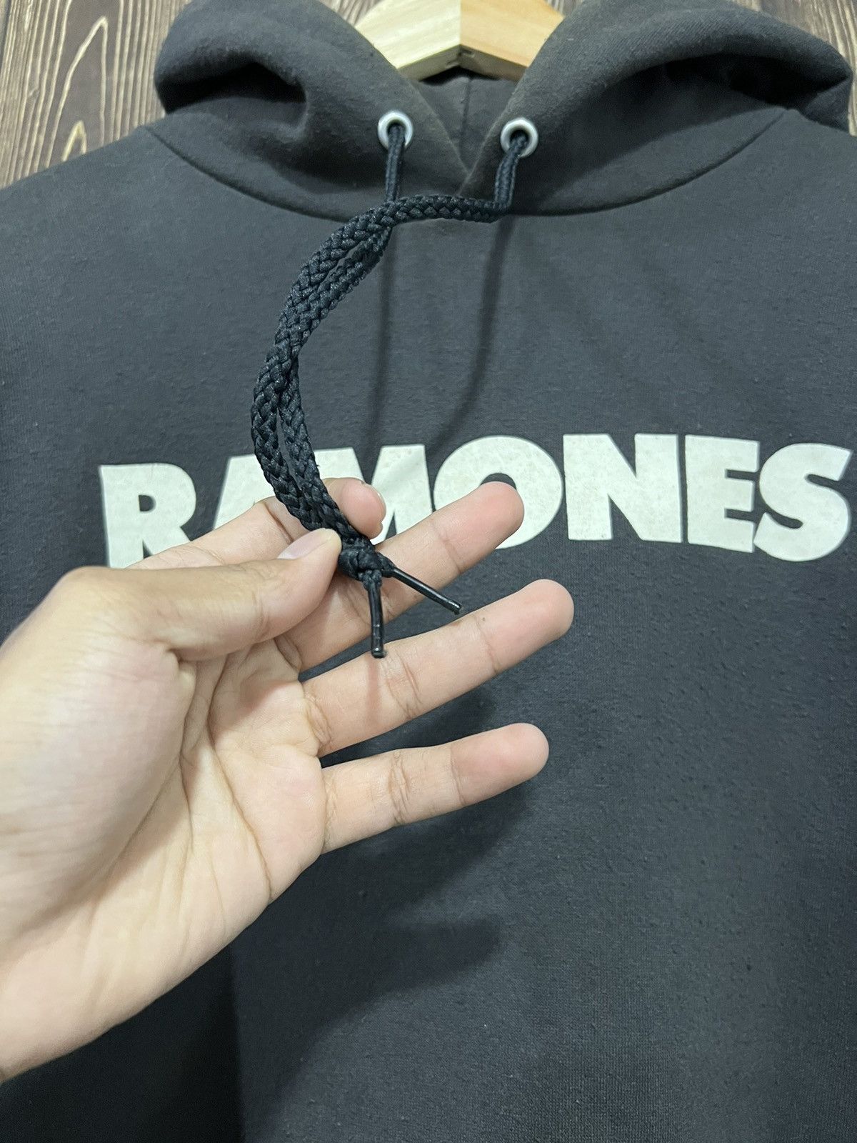 Band Tees × Vintage Vintage 90s Ramones Band Hoodies Size US M / EU 48-50 / 2 - 8 Thumbnail