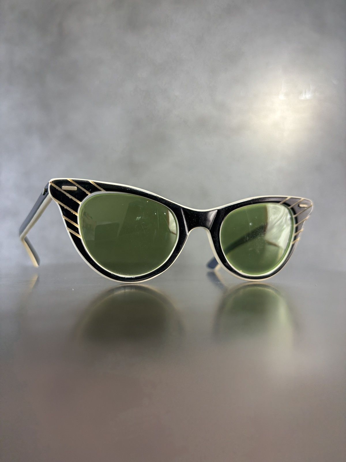 American Optical × Polaroid × Vintage 1950s Cool-Ray Polaroid 80 Sunglasses 1940s American Optical Size ONE SIZE - 15 Thumbnail