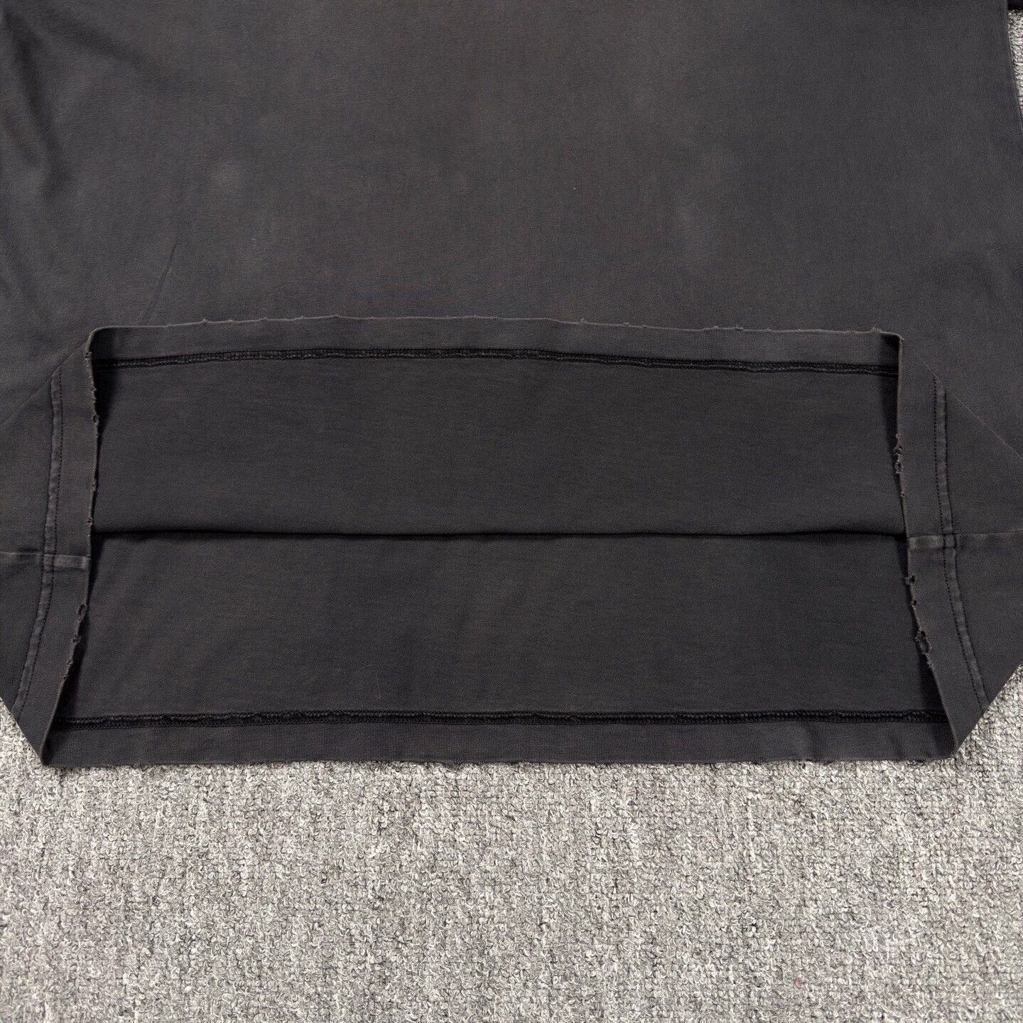 Balenciaga Balenciaga Black Tape Slogan SS M Size US M / EU 48-50 / 2 - 7 Thumbnail