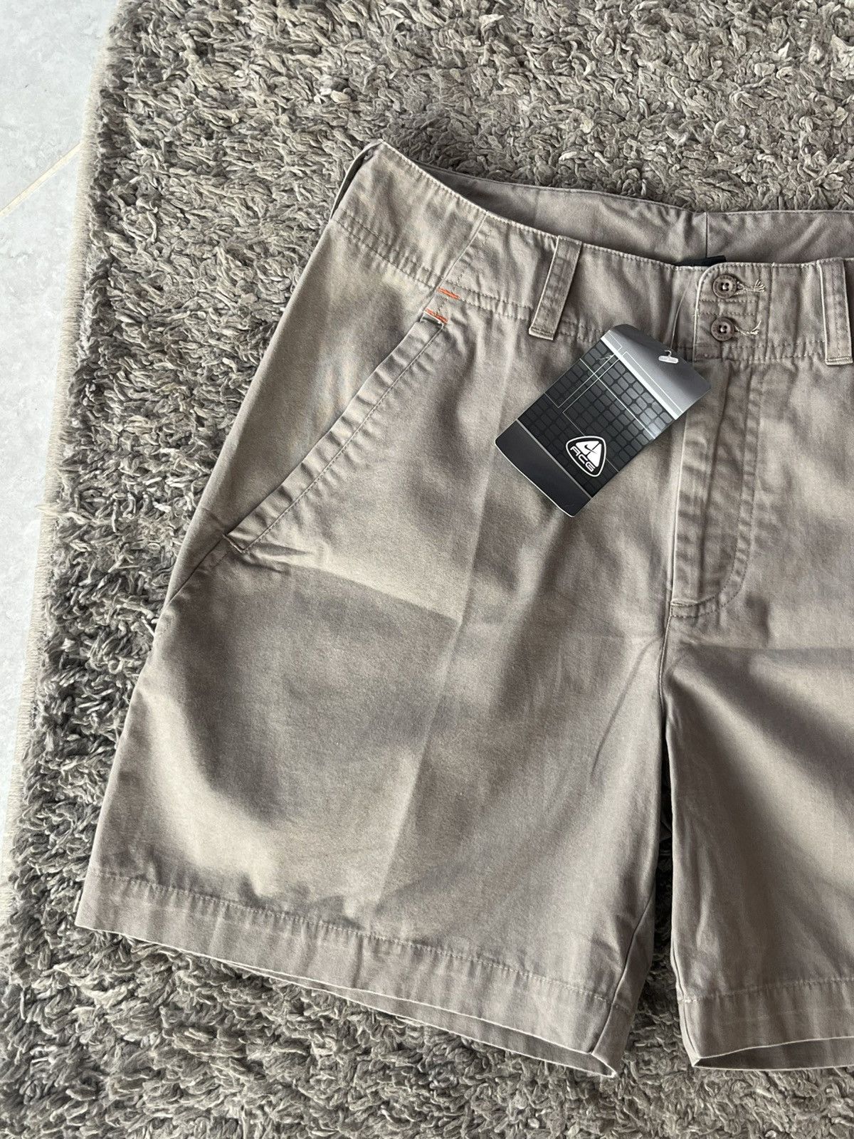 Nike ACG Nike ACG Khaki Shorts (New With Tags) Size 28" / US 6 / IT 42 - 5 Thumbnail