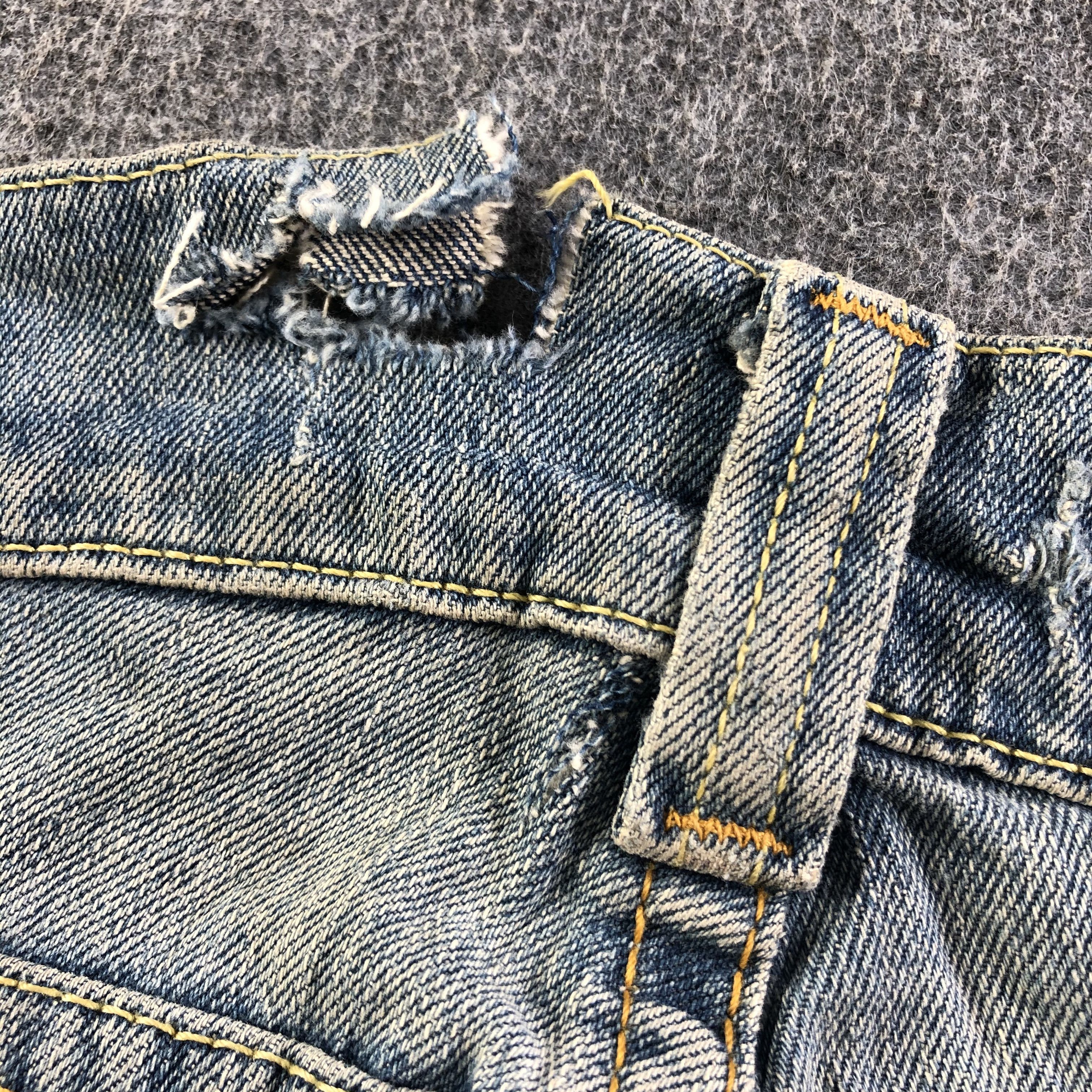 Levi's Vintage Blue Wash Levis 542 Jeans-J3326 Size US 33 - 8 Thumbnail