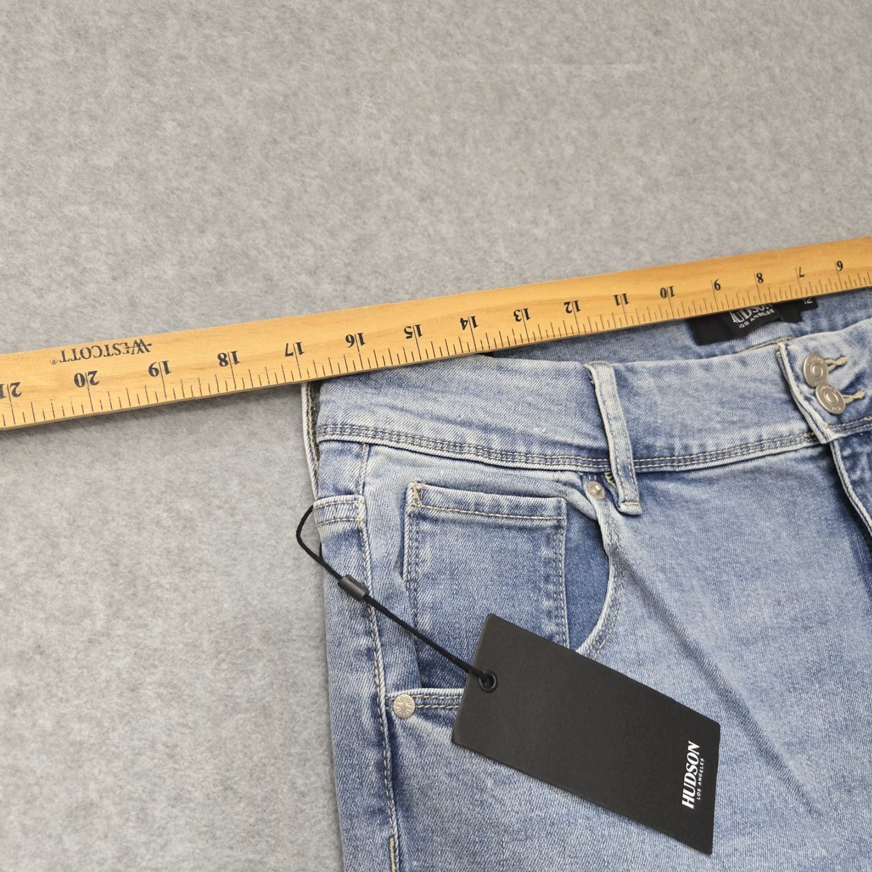 Hudson Hudson Jeans Womens 12 Blue Icy Blue Straight Leg Denim Stretch Classic Pockets Jeans Size 34" / US 12 / IT 48 - 5 Thumbnail