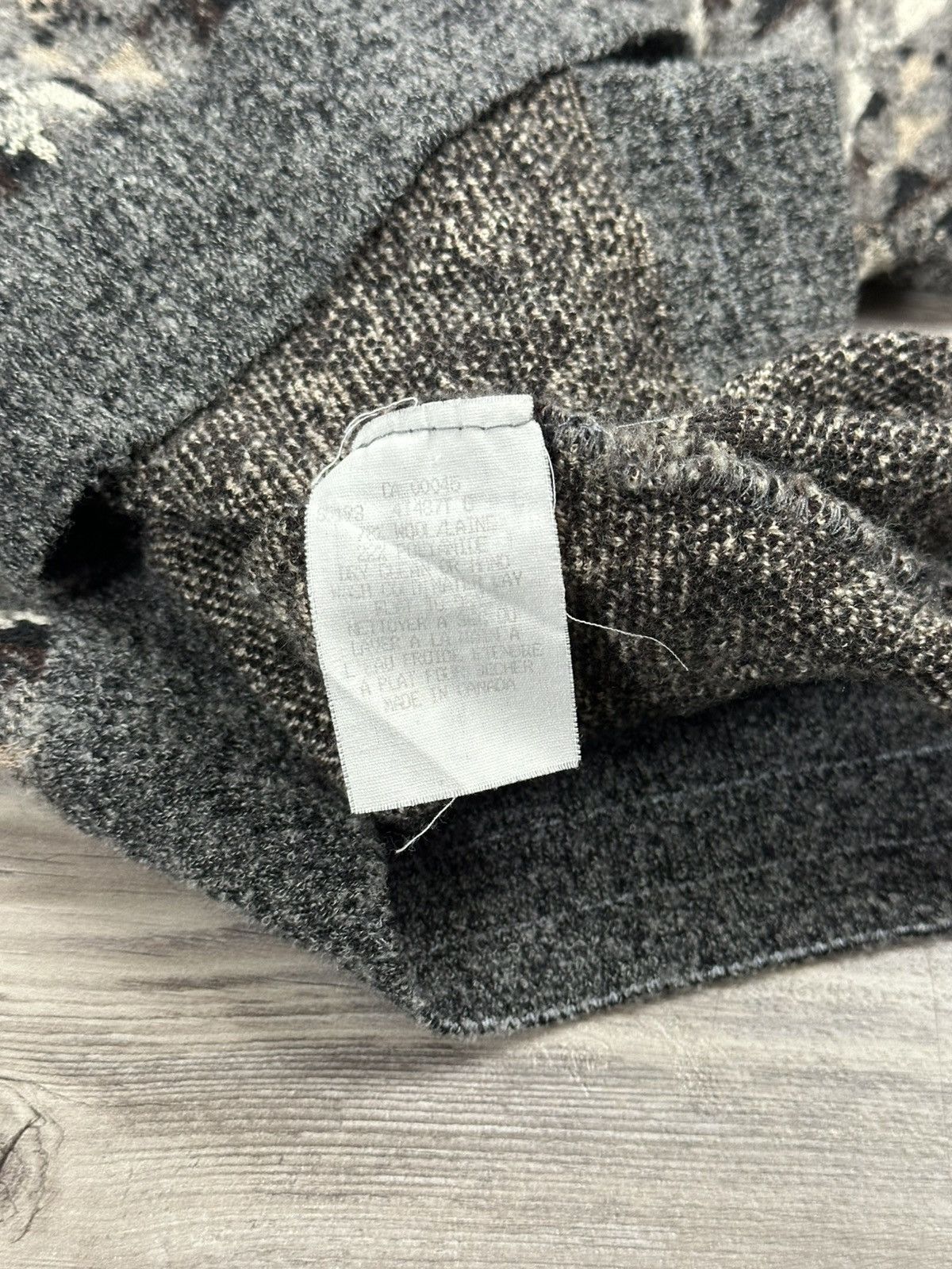 Tundra Canada × Vintage Vintage 90’s Tundra Wool Knit Patterned Sweater Size US XS / EU 42 / 0 - 4 Thumbnail