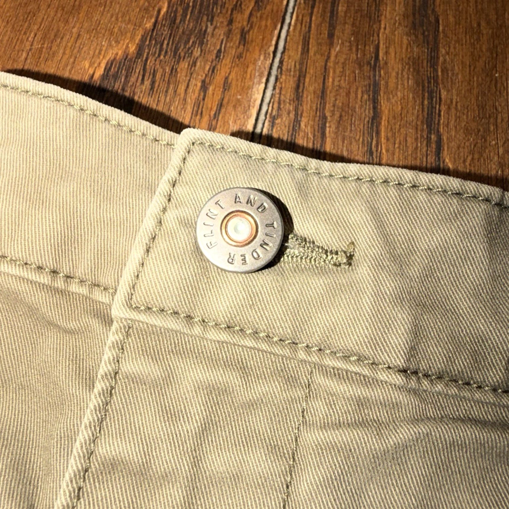 Flint And Tinder Flint and Tinder Shorts 32 Green 365 Chino Flex Stretch Twill Outdoor Hike Casual Men Short 9in Inseam Regular Pocket Stretch Size US 32 / EU 48 - 2 Thumbnail