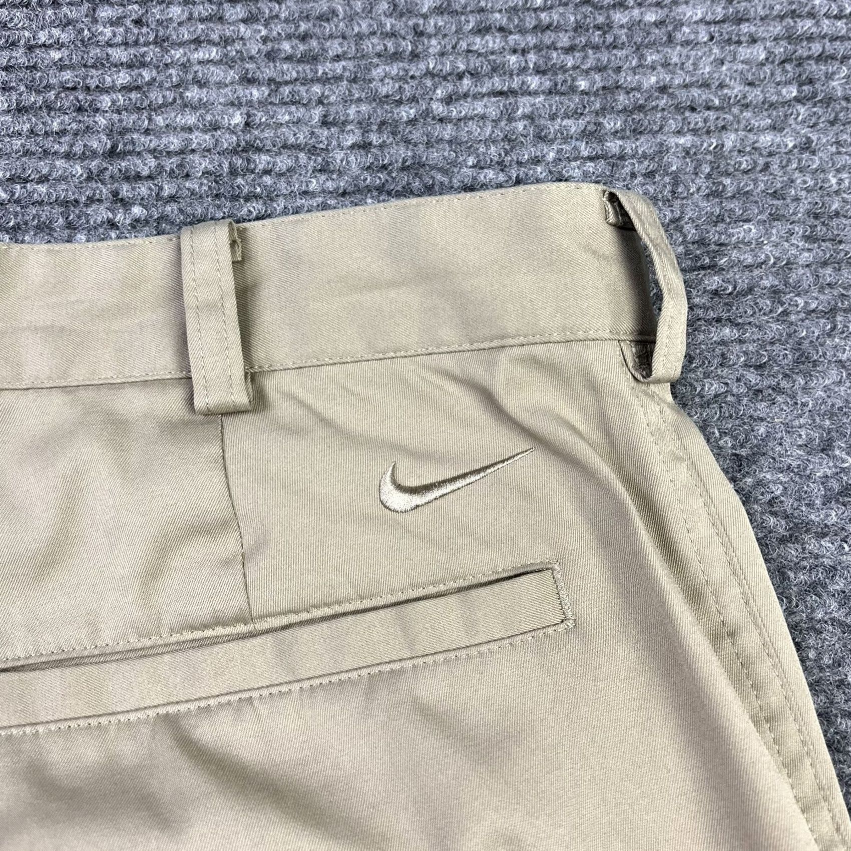 Nike Nike Golf Dri-Fit Tour Performance Khaki Mens Pants 30x30 Chino Style Regular Straight Front Pockets Logo Size US 30 / EU 46 - 7 Thumbnail