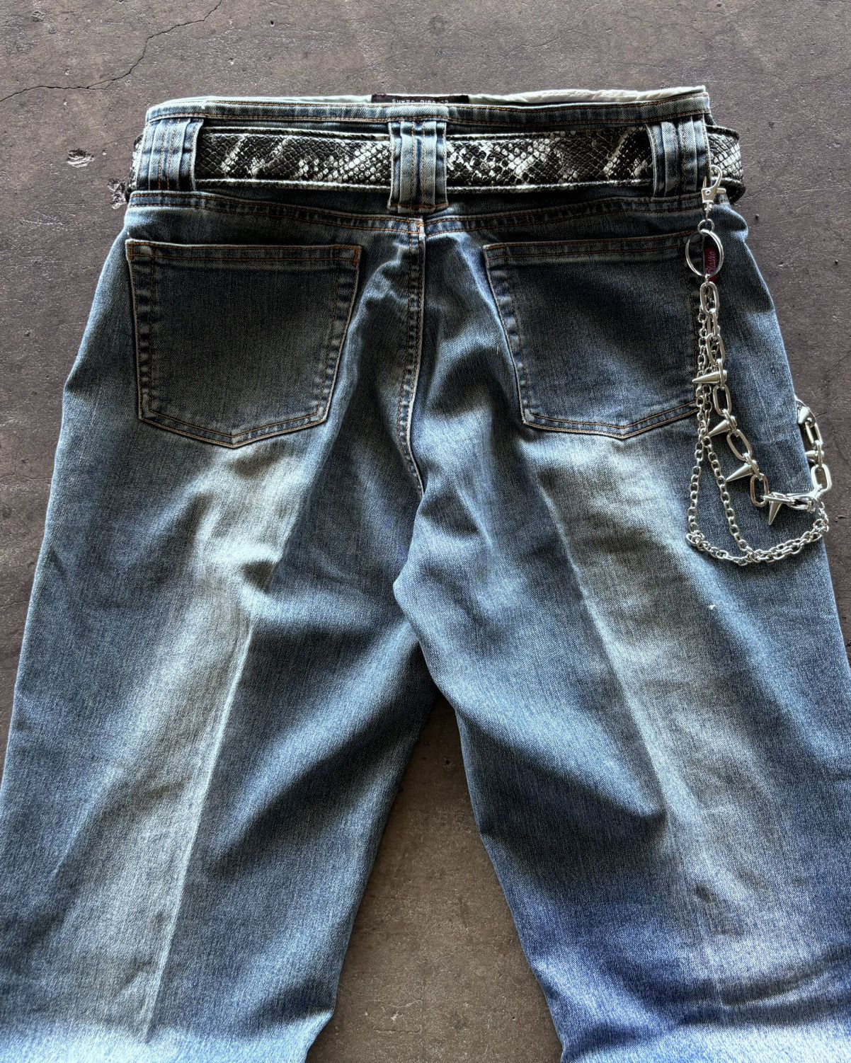 If Six Was Nine × Japanese Brand × Le Grande Bleu (L.G.B.) Ifsixwasnine Lgb Style Washed Blue Flared Denim Pants Size US 27 - 5 Thumbnail