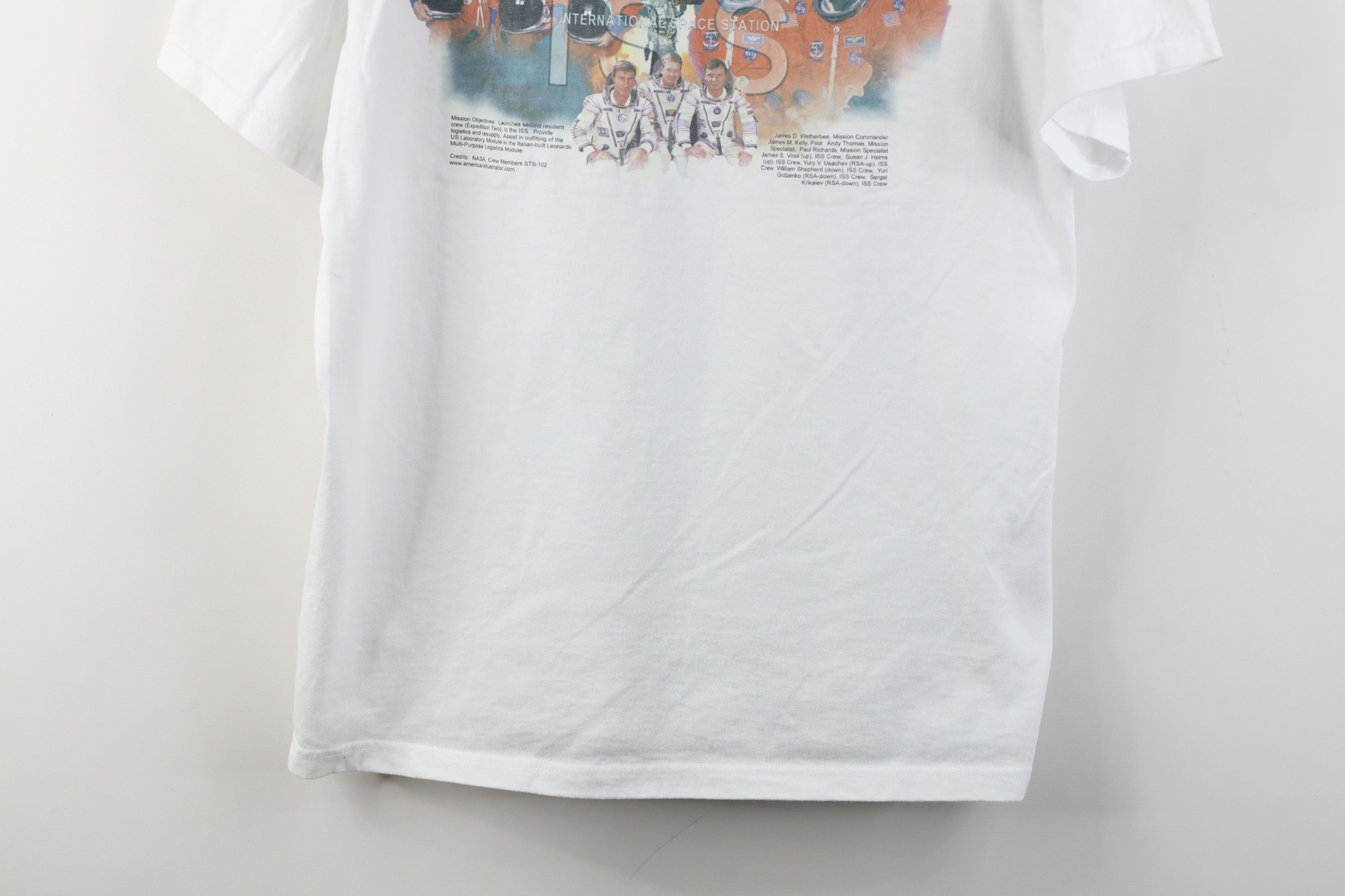 Vintage Vintage Y2K ISS STS-102 Discovery Short Sleeve T-Shirt Size US L / EU 52-54 / 3 - 3 Thumbnail