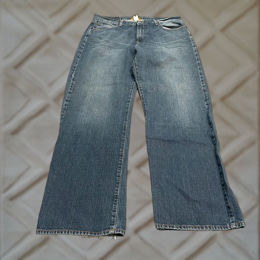 Lucky Brand Lucky Brand Jeans Dungaree Denim Mens 36 Blue Medium Wash Straight Classic 36x32 Size US 36 / EU 52 - 1 Thumbnail