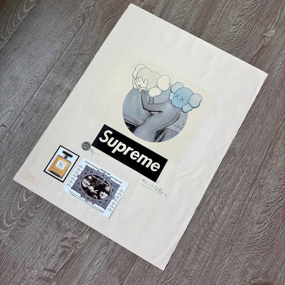 Kaws × Supreme Supreme Kaws Fairchild Paris Poster Size ONE SIZE - 2 Thumbnail