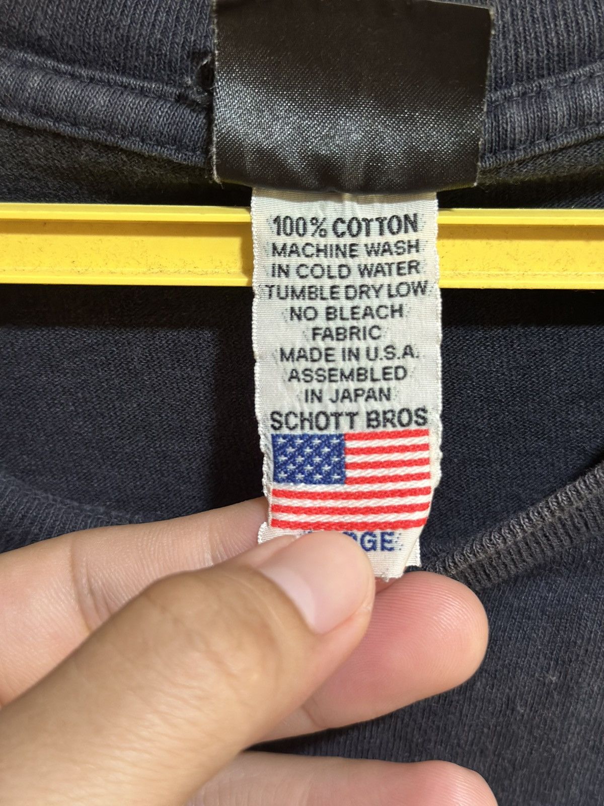 Schott × Vintage Vintage Schott N.Y.C Faded Tee Size US L / EU 52-54 / 3 - 4 Thumbnail