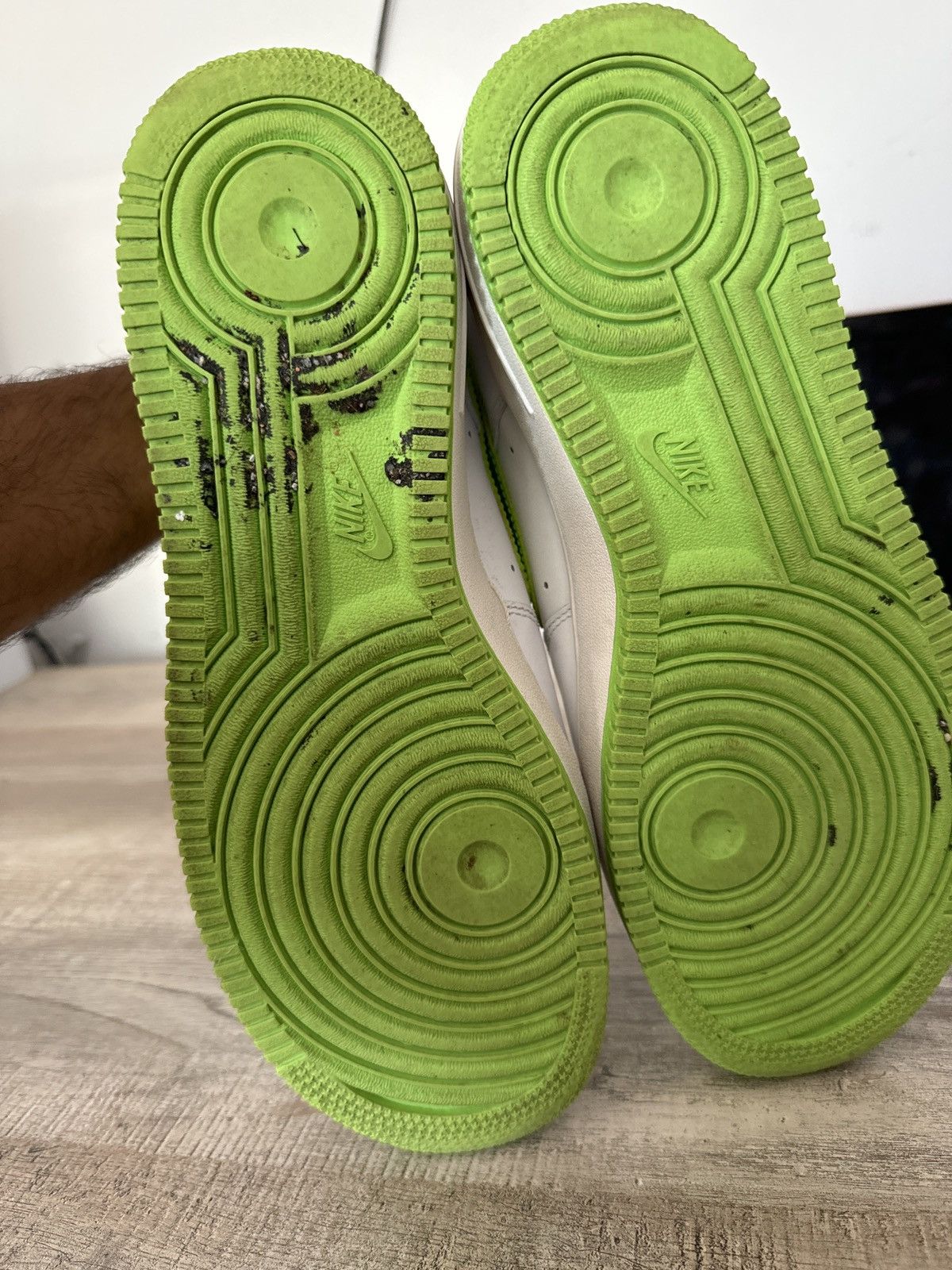 Nike Nike Air Force 1 Electric Slime Green 2010 AF1 Size US 9.5 / EU 42-43 - 8 Thumbnail
