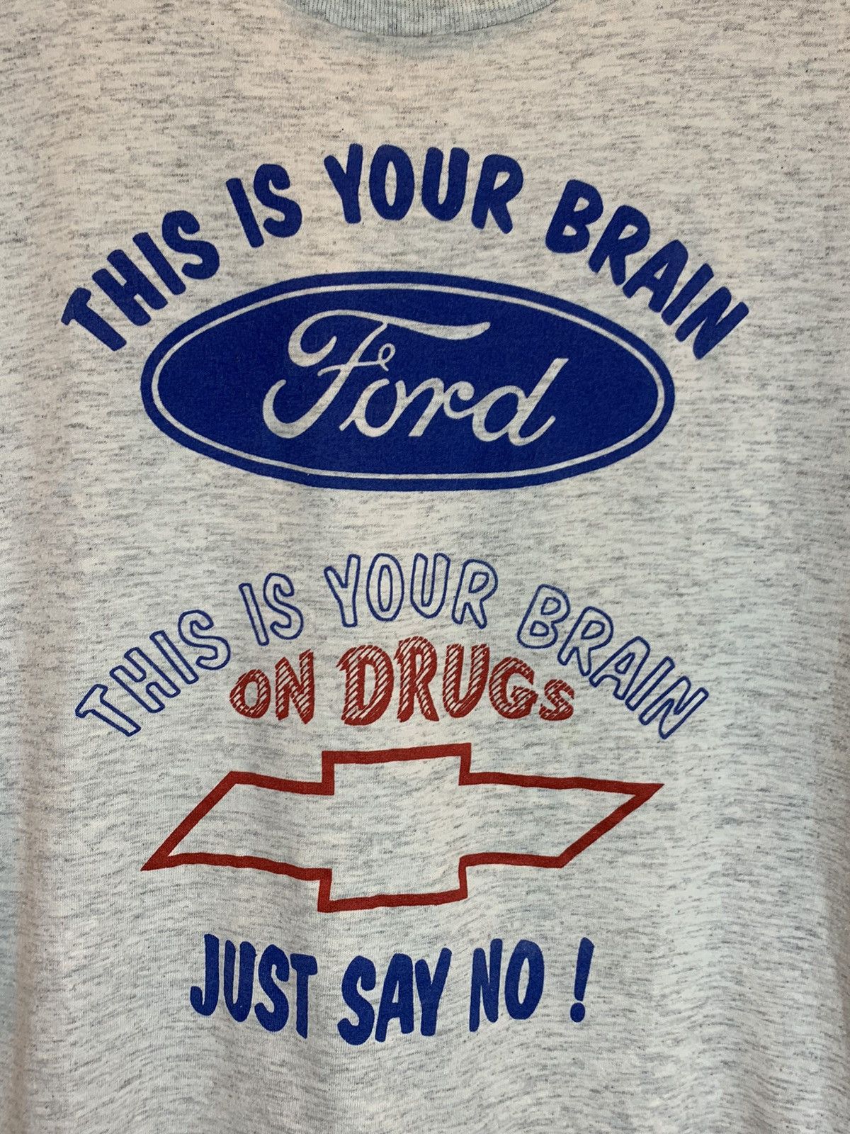 Chevrolet × Ford × Vintage *RARE* Vintage Ford This Is Your Brain On Drugs Chevy Shirt Size US M / EU 48-50 / 2 - 2 Thumbnail