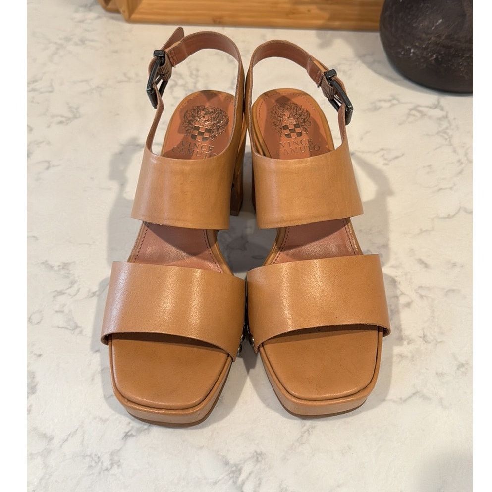 Vince Camuto Vince Camuto studded tan nude wood clog leather retro sz 7.5 Size US 7.5 / IT 37.5 - 5 Thumbnail