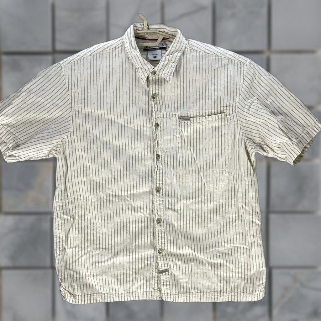 Vintage Columbia Button Up Shirt Mens L Beige Blue Striped Short Sleeve 100% Cotton Regular Fit Casual Classic Outdoor Men Size US L / EU 52-54 / 3 - 1 Thumbnail