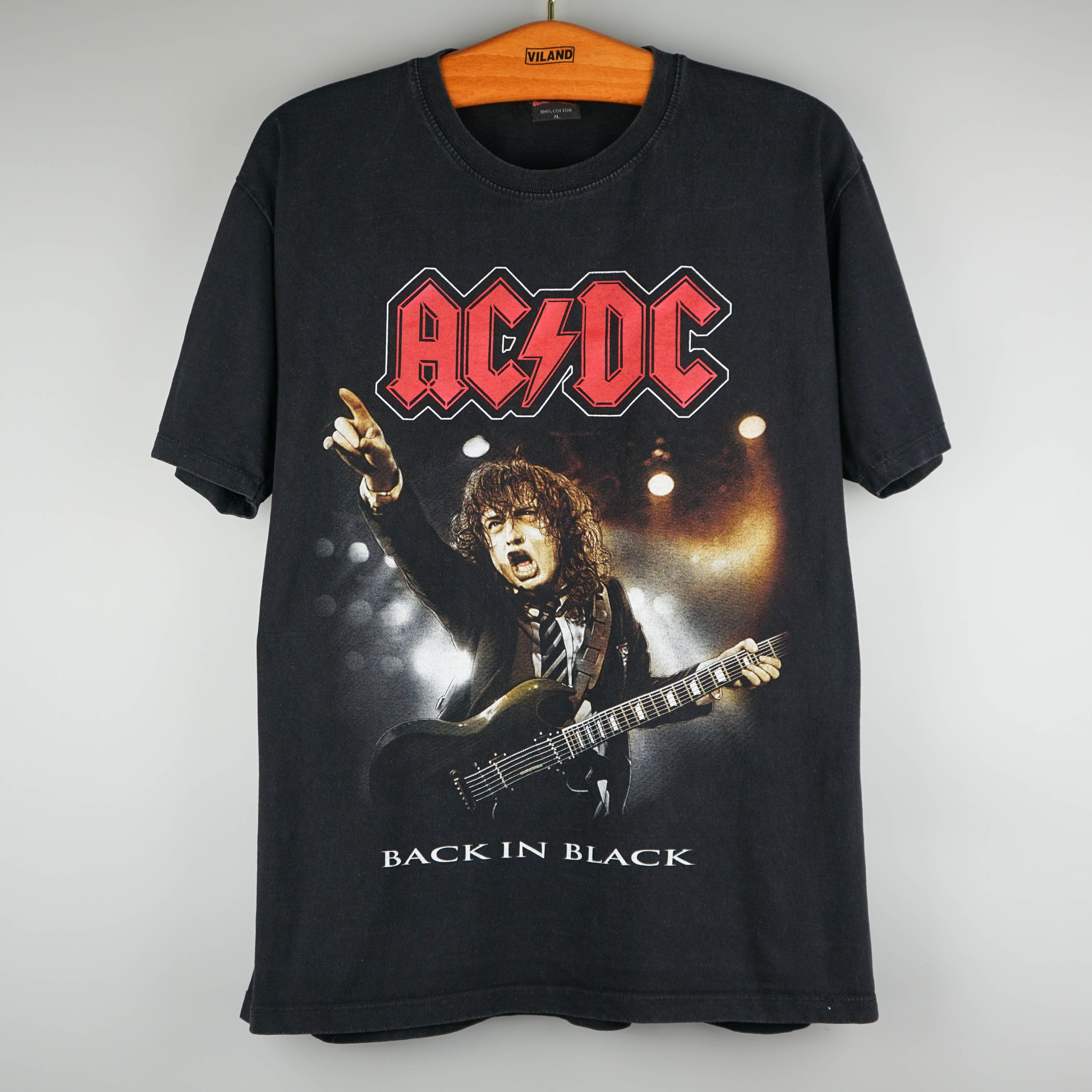Band Tees × Vintage vintage 2009 ACDC Back In Black T-Shirt Size US XL / EU 56 / 4 - 1 Thumbnail