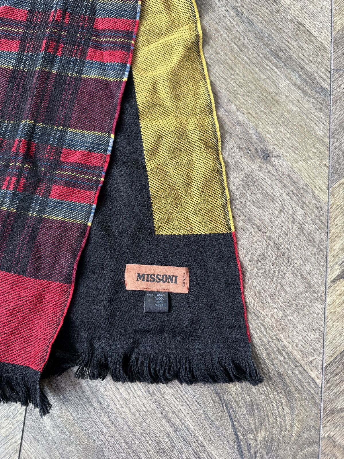 Missoni Missoni 100% Wool Scarf Black Red Plaid Logo Fringe Size ONE SIZE - 5 Thumbnail