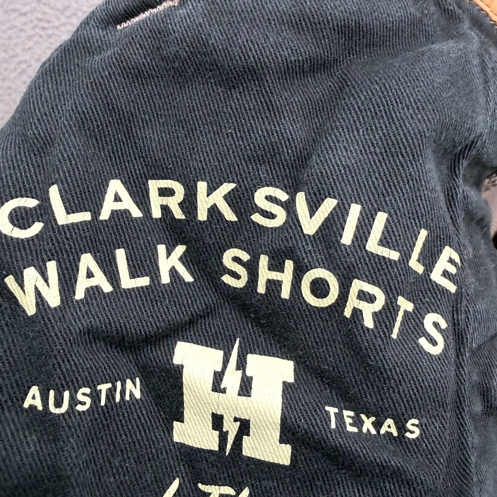 Vintage Howler Bros Clarksville Walk Shorts Mens 30 Brown Chino Stretch 7 Inseam Casual BROS Logo Pockets Size US 30 / EU 46 - 4 Thumbnail