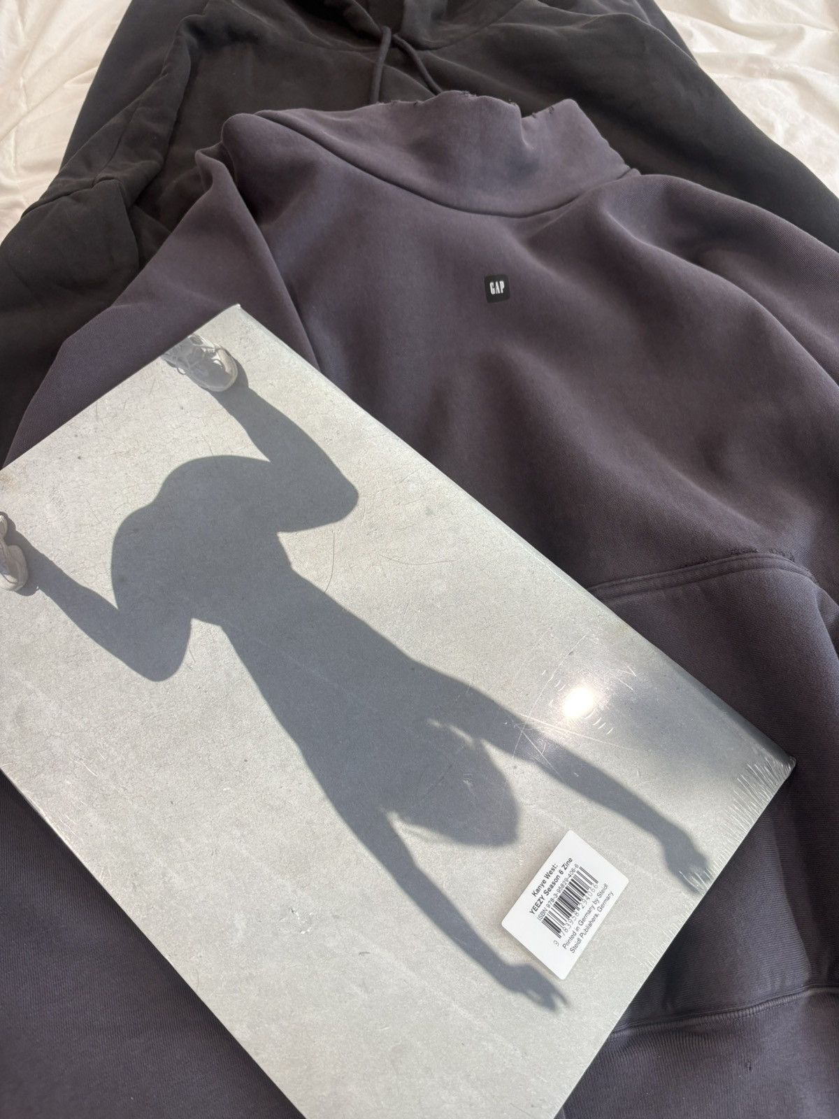 YZY x GAP hoodie/zip/crewneck/ zine