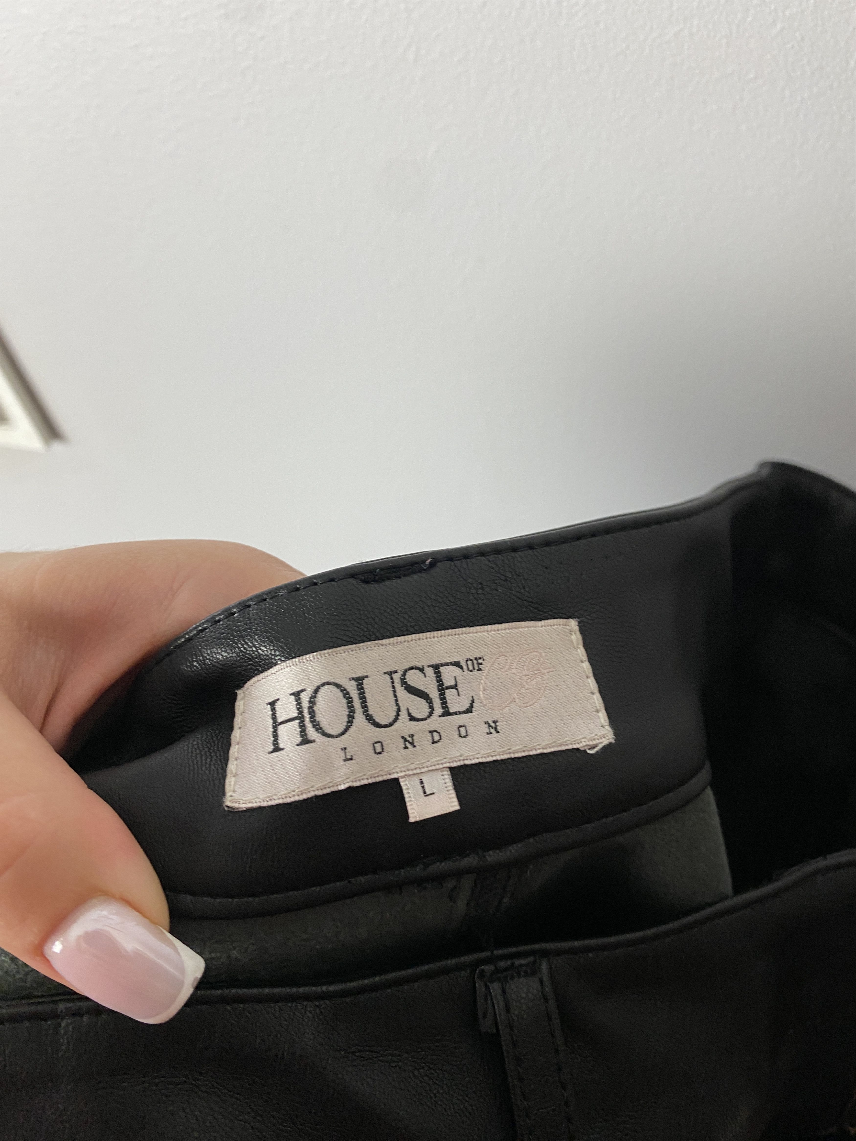 House of CB House of CB Cora matte vegan leather pants Size 29" - 4 Thumbnail