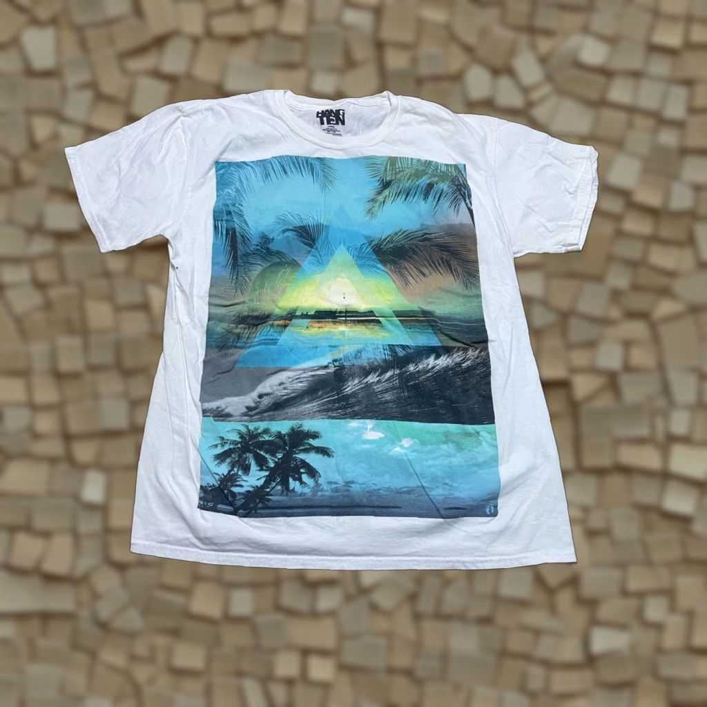 Hang Ten Hang Ten Shirt Mens Large White Blue Beach Scene Graphic Print T-Shirt Short Sleeve Reg Fit Casual Summer Beachwear Mens Size US L / EU 52-54 / 3 - 1 Thumbnail