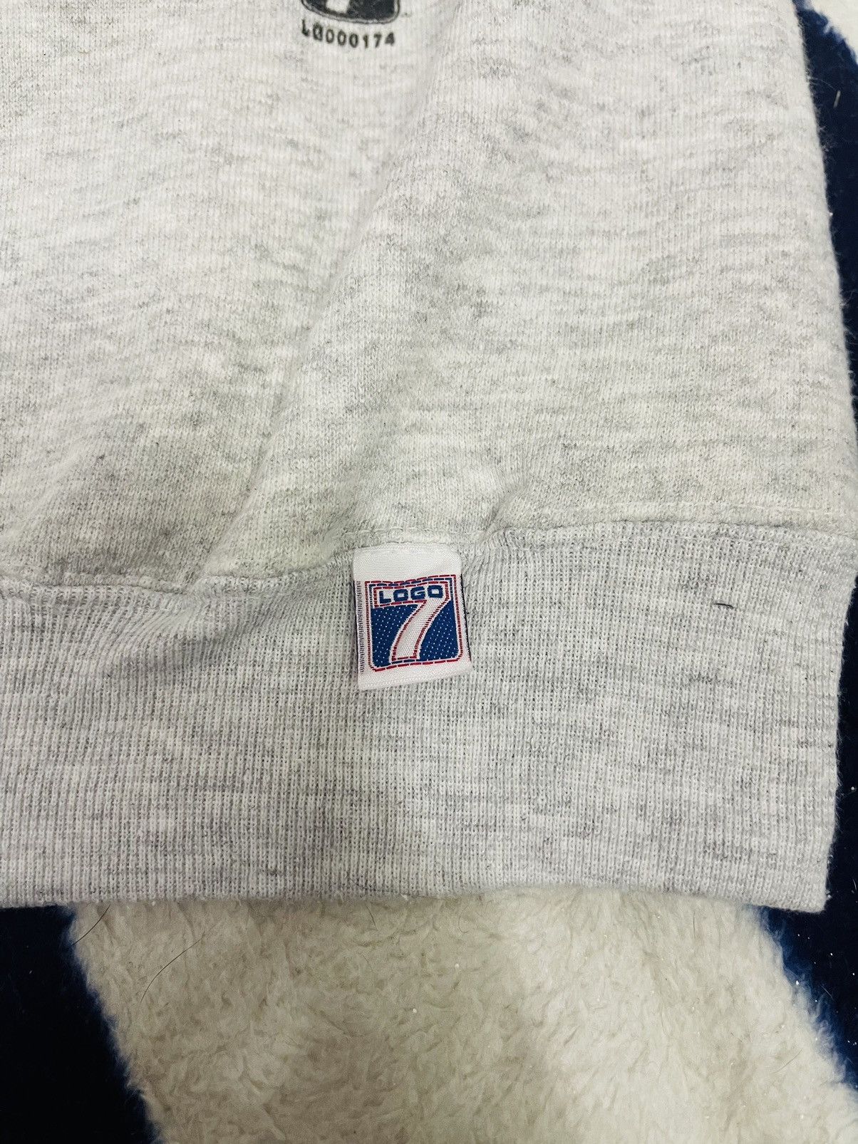 NBA × Vintage Vintage Chicago Bulls by Logo 7 Sweatshirt Size US L / EU 52-54 / 3 - 10 Thumbnail