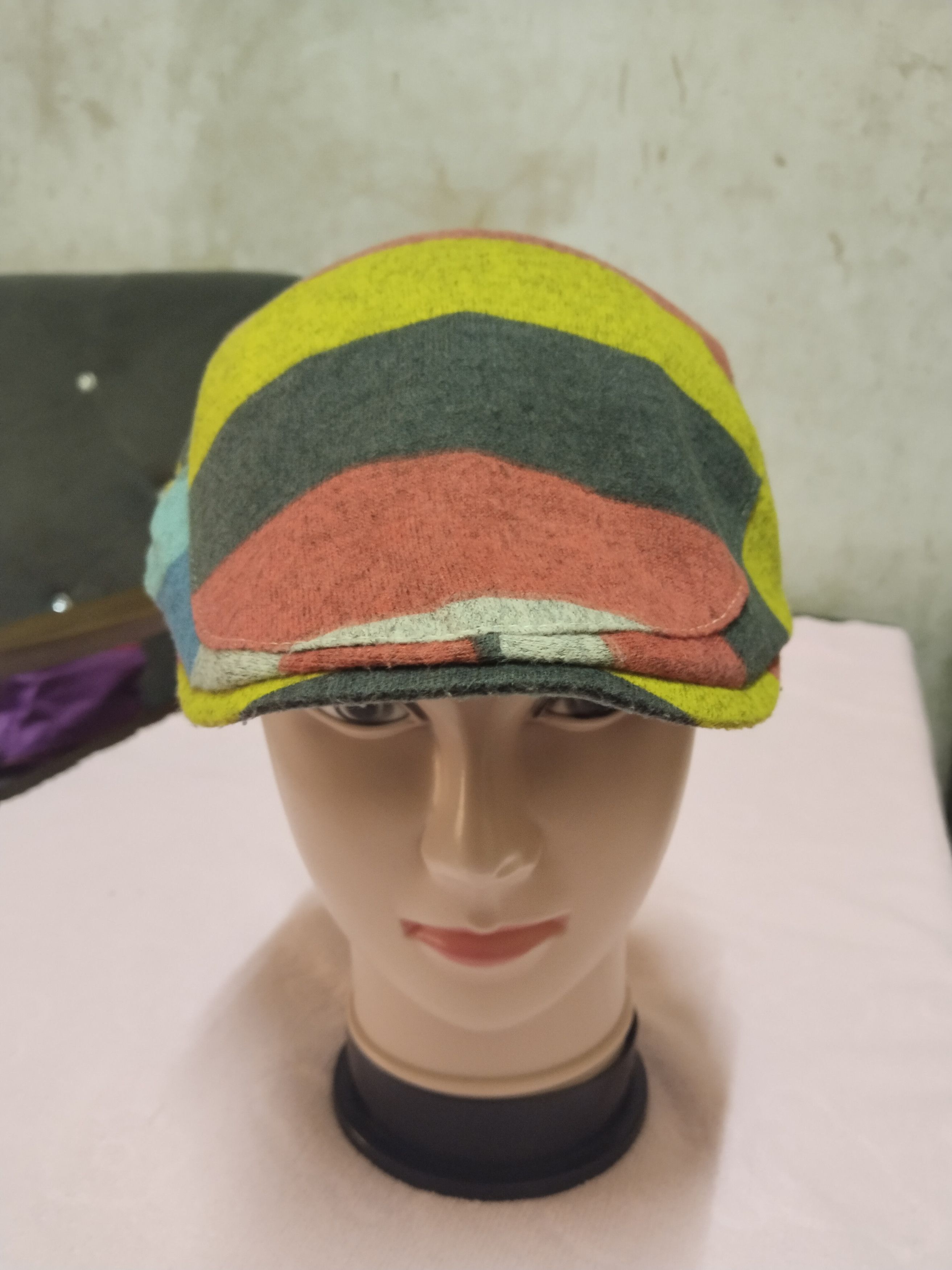 RARE MULTI COLOUR LGBT BARETTA HAT
