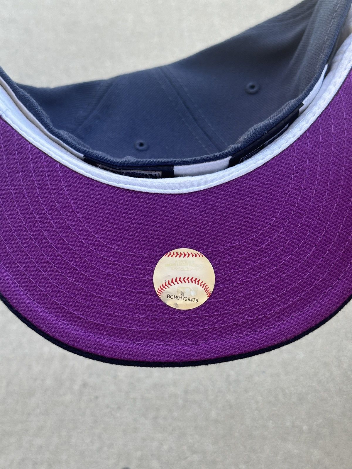 MLB × MyFitteds × New Era New York Yankees 1980’s Uno Fitted Hat 7 1/4 NY Size ONE SIZE - 3 Thumbnail