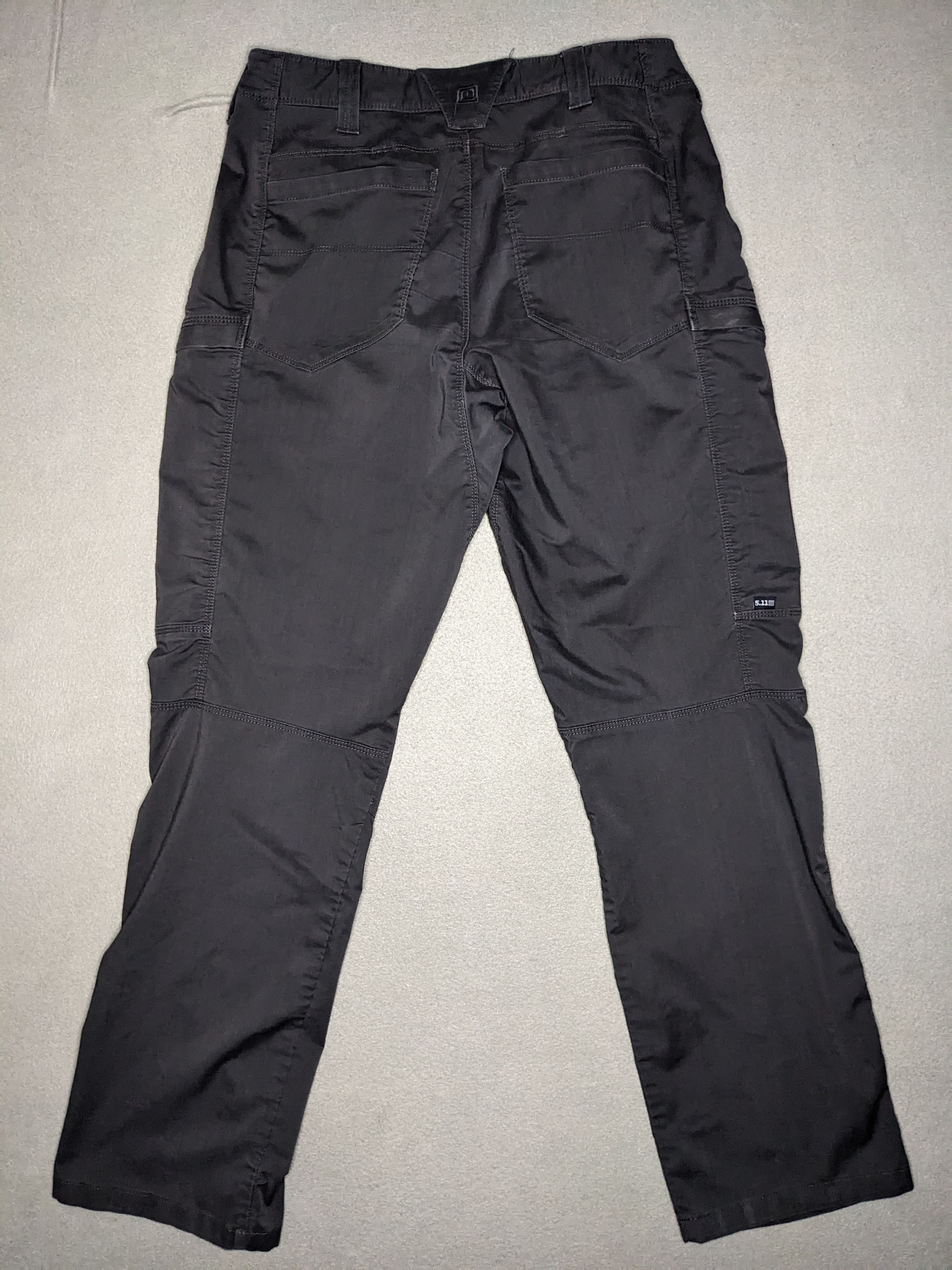 5.11 5.11 Tactical Apex Cargo Pants Mens 33x33 Volcanic Utility Size US 33 - 13 Thumbnail