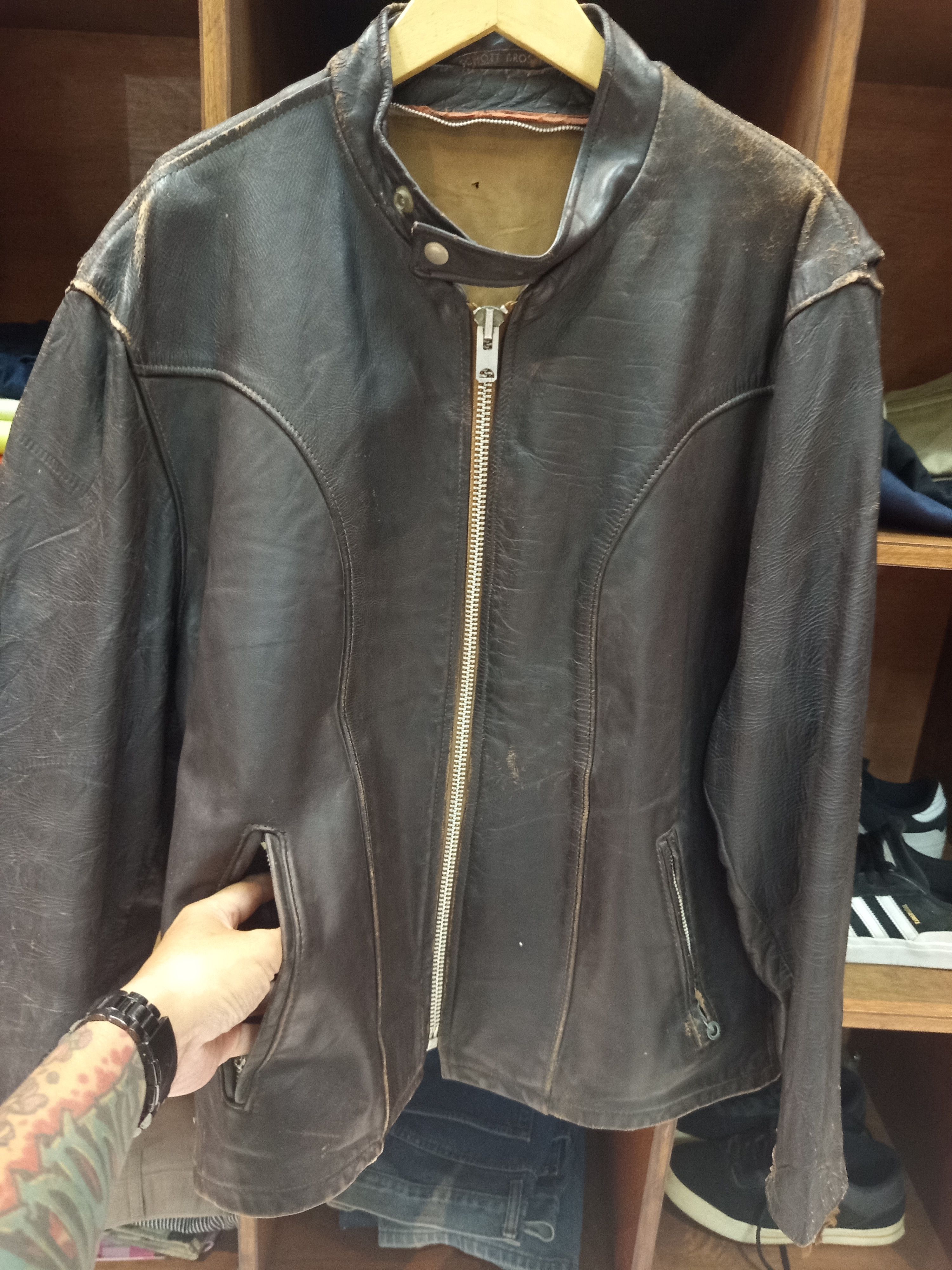 Schott 1970s Schott Bros Leather Biker Jacket Size US L / EU 52-54 / 3 - 5 Thumbnail