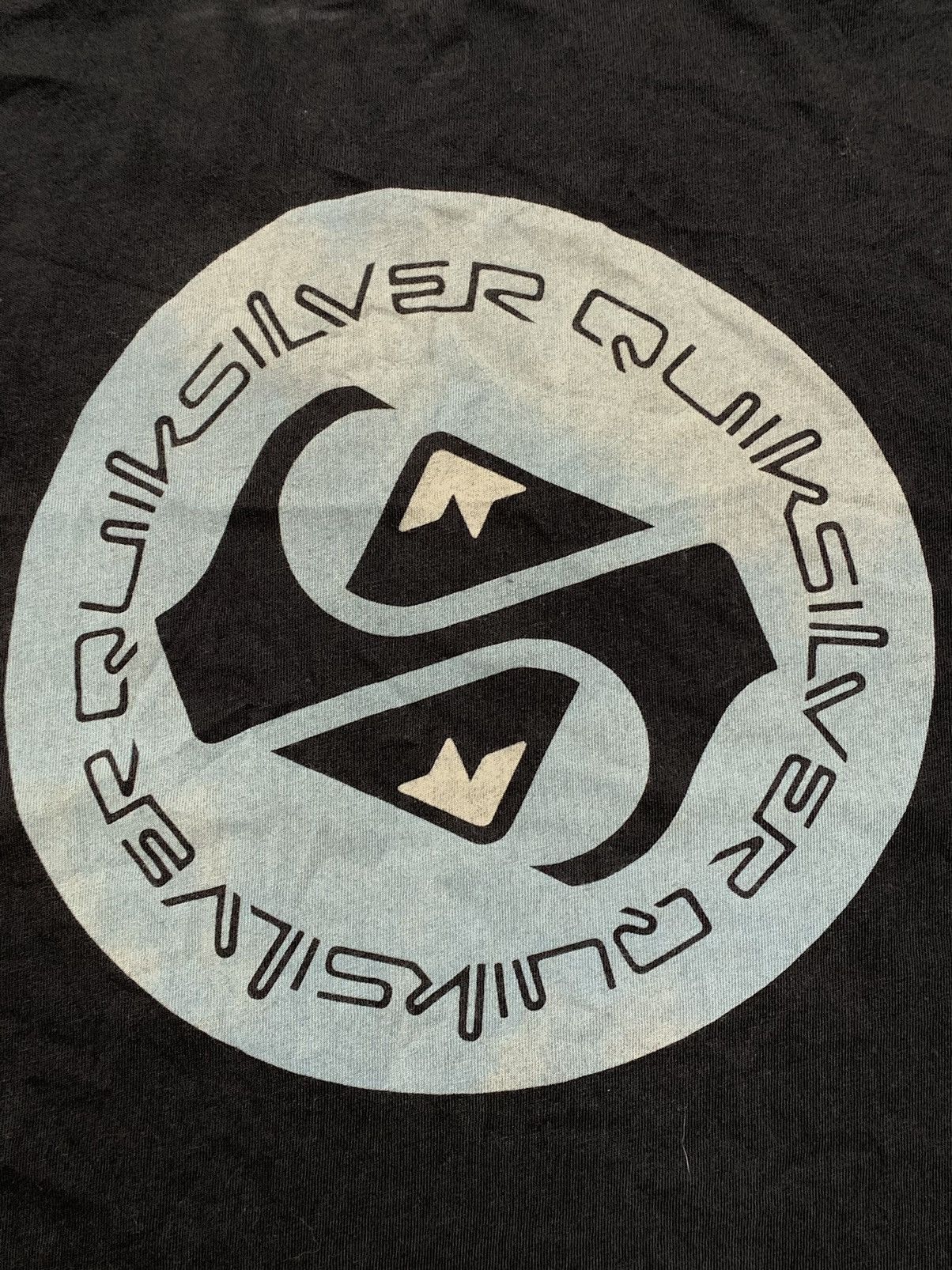 Quiksilver × Vintage Vintage Y2K Quiksilver sunfafed tee biglogo streetwear sizeS Size S / US 4 / IT 40 - 4 Thumbnail