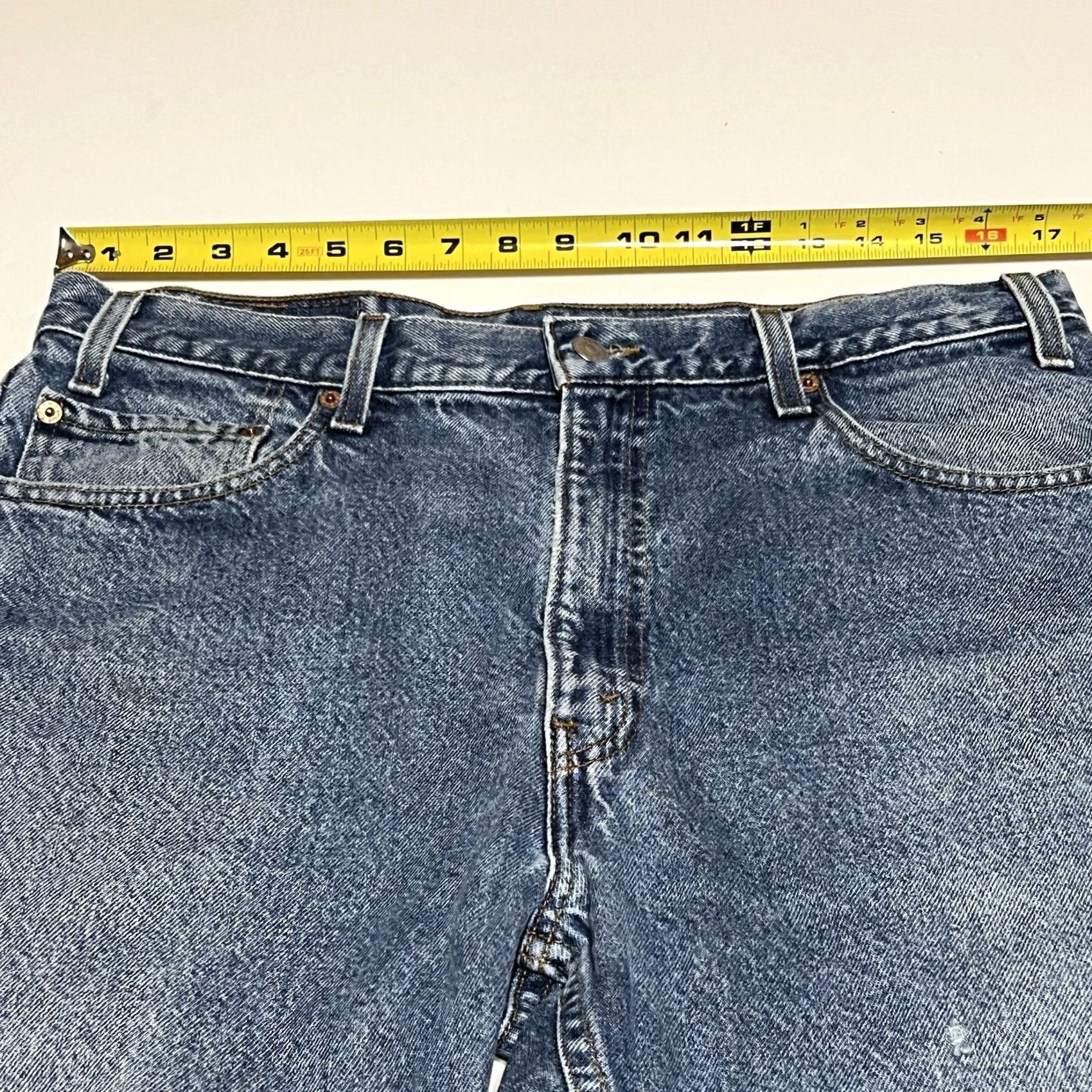 Levi's VINTAGE Levi's 505 Regular Fit Jeans Blue Distressed 34x30 Mens Regular Jeans Plain 5-Pocket Belt Loops Cotton Denim Size US 34 / EU 50 - 3 Thumbnail