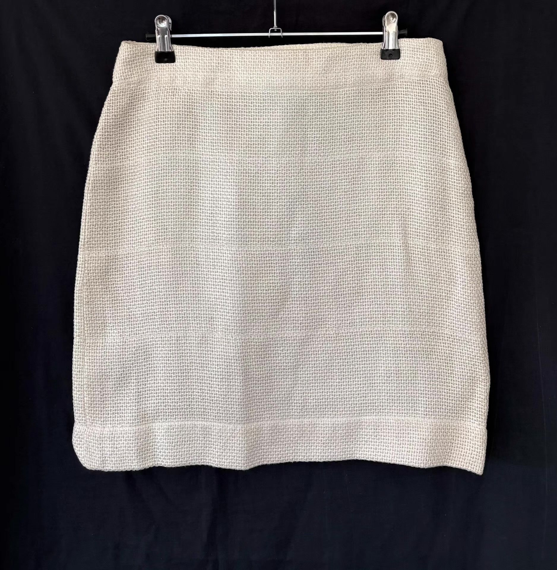 Dolce & Gabbana Dolce&Gabbana Women's Tweed Bouclé Skirt Ｑ21 Size 27" / US 4 / IT 40 - 1 Thumbnail