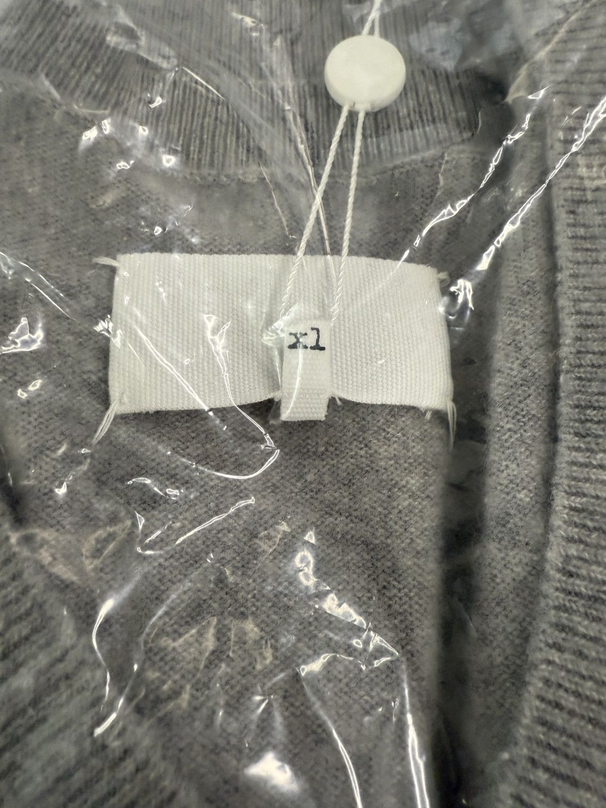 Maison Margiela BNWT - Maison Margiela Pilling Effect V-neck Sweater Size US XL / EU 56 / 4 - 8 Thumbnail
