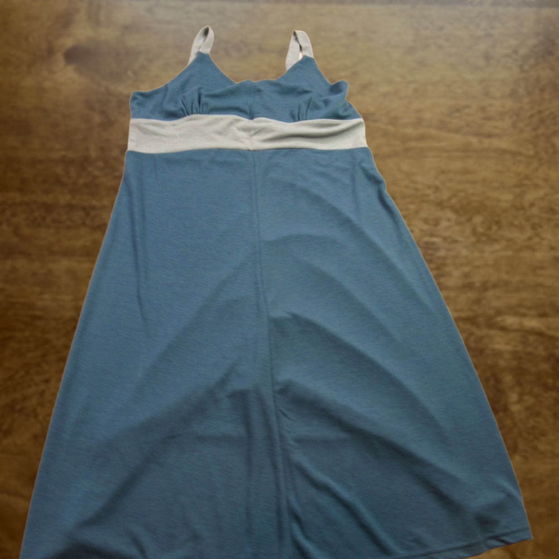 Vintage Kuhl Dress Womens XL Sleeveless Lightweight Stretch Blue V Neck Casual Dress Size XL / US 12-14 / IT 48-50 - 1 Thumbnail