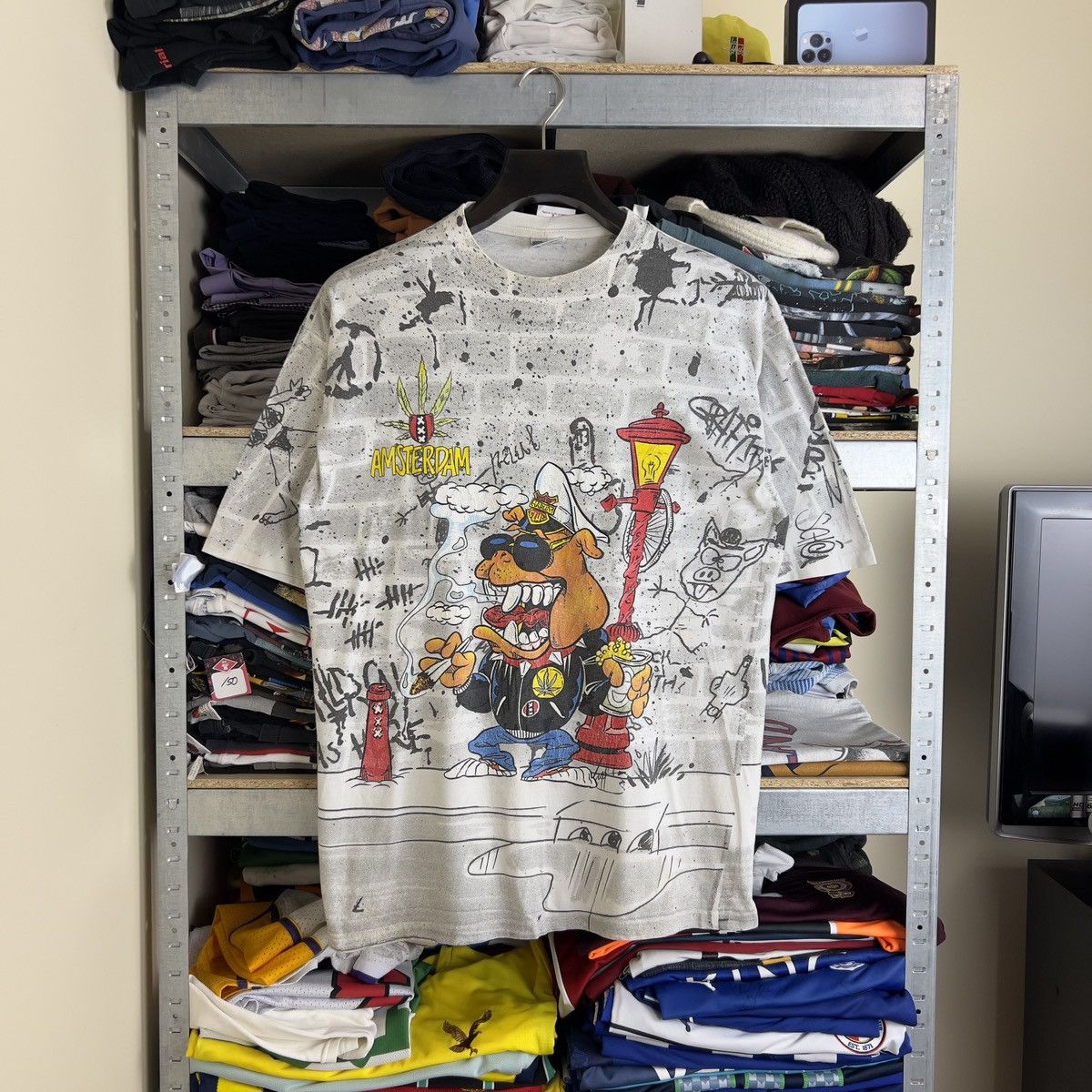 Vintage Rare! Vintage Amsterdam Drugs Tee Big Logo Overprint 90s Size US XL / EU 56 / 4 - 1 Thumbnail
