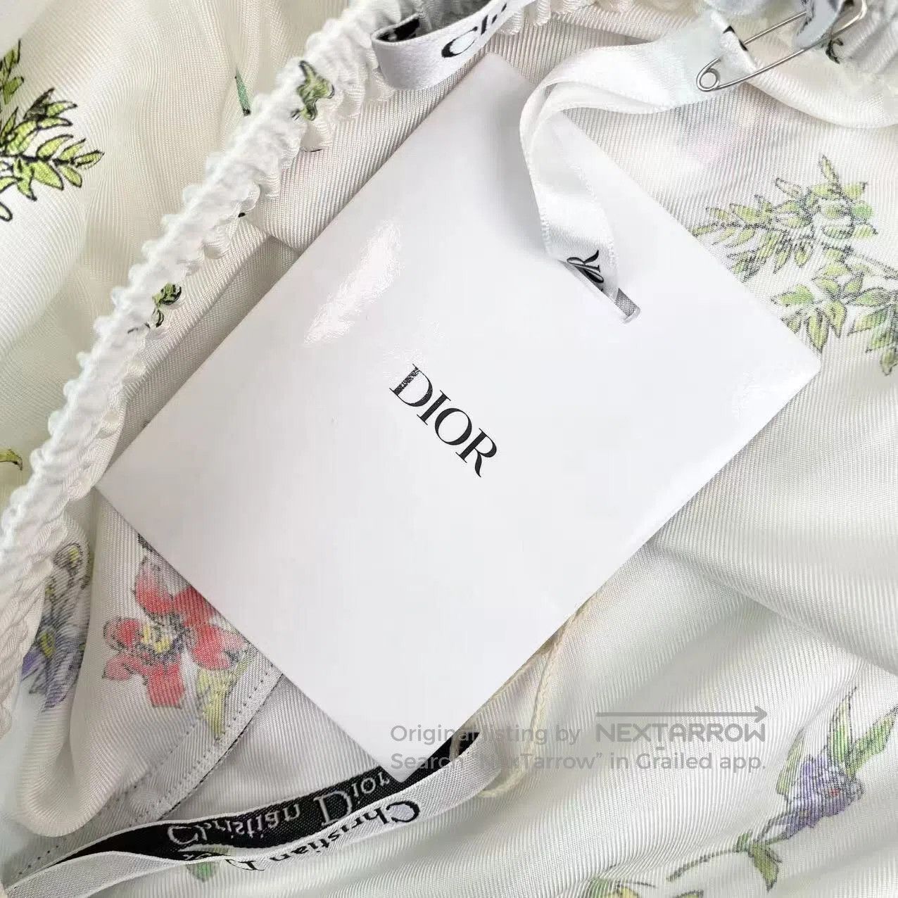 Dior Dior floral silk shorts| Size 25" / US 0 / IT 36 - 6 Thumbnail